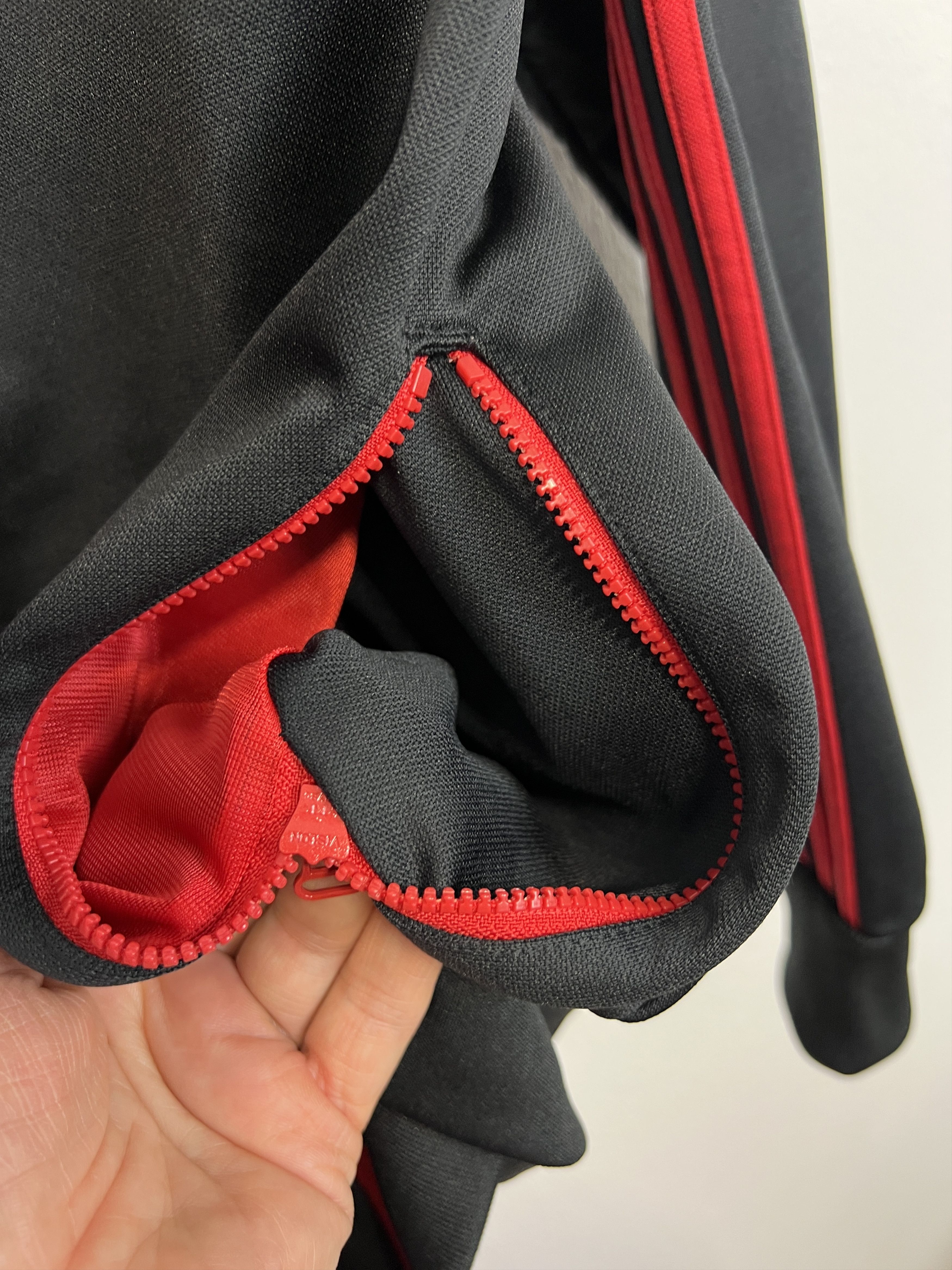 Adidas Vintage AC Milan Football Hooded Jacket Maglia Track Top Size US M / EU 48-50 / 2 - 5 Thumbnail