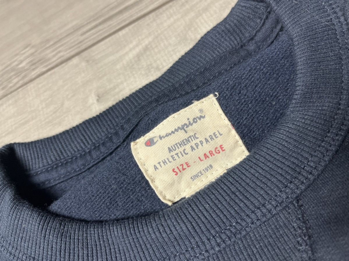 Champion Champion sweatshirt embroidered logo size Large Size US L / EU 52-54 / 3 - 4 Thumbnail