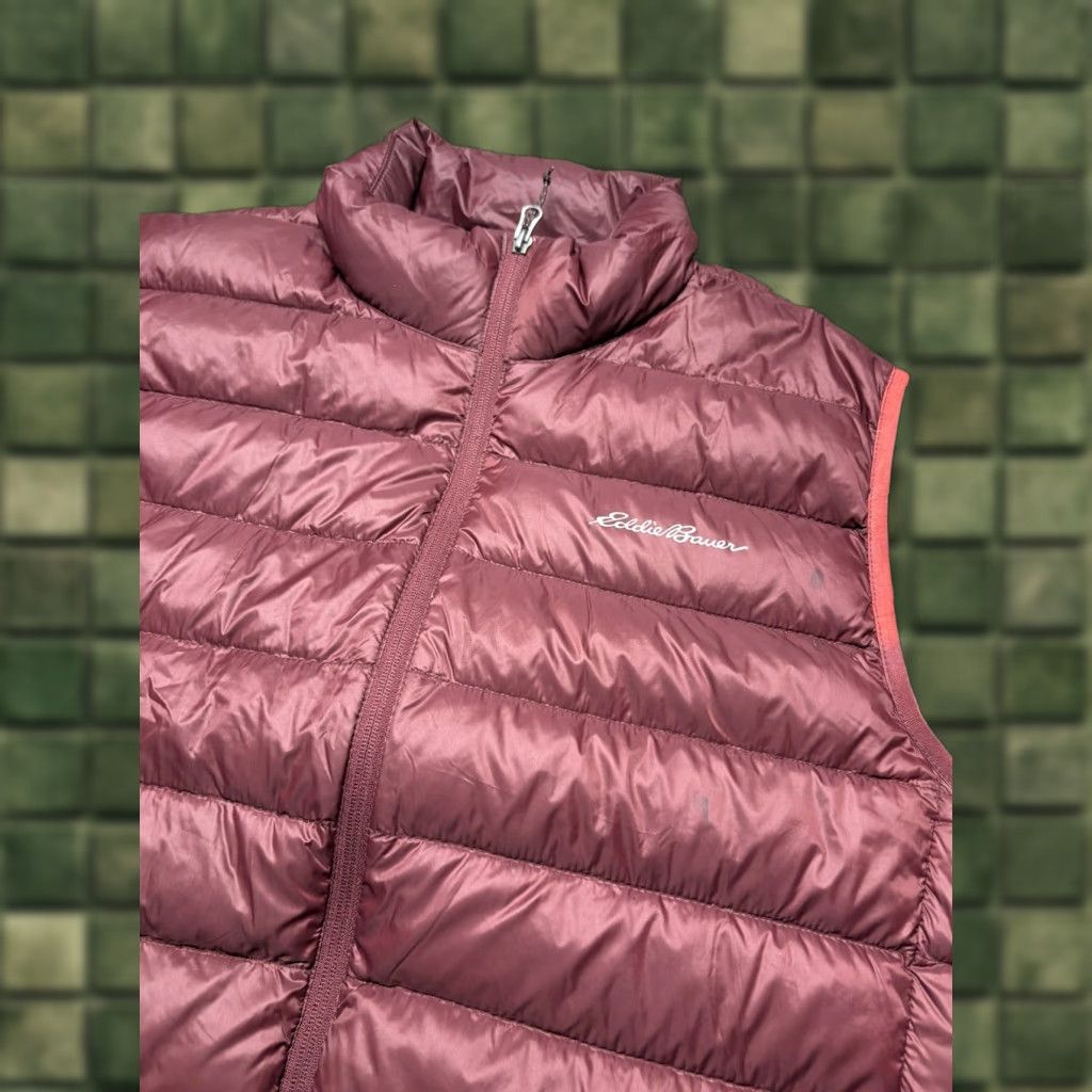 Eddie Bauer VINTAGE Eddie Bauer Puffer Vest Mens L Red Down Full Zip Lightweight Nylon EB650 Quilted Outdoors Size US L / EU 52-54 / 3 - 1 Thumbnail