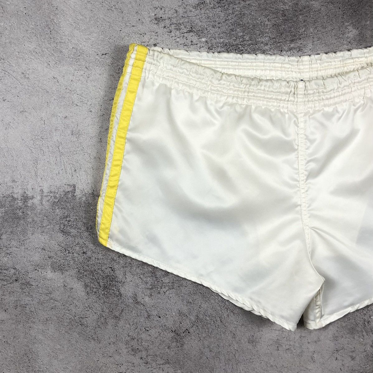 Adidas Adidas West Germany Shorts Vintage Nylon Sprinter Trefoil Size US 32 / EU 48 - 8 Thumbnail