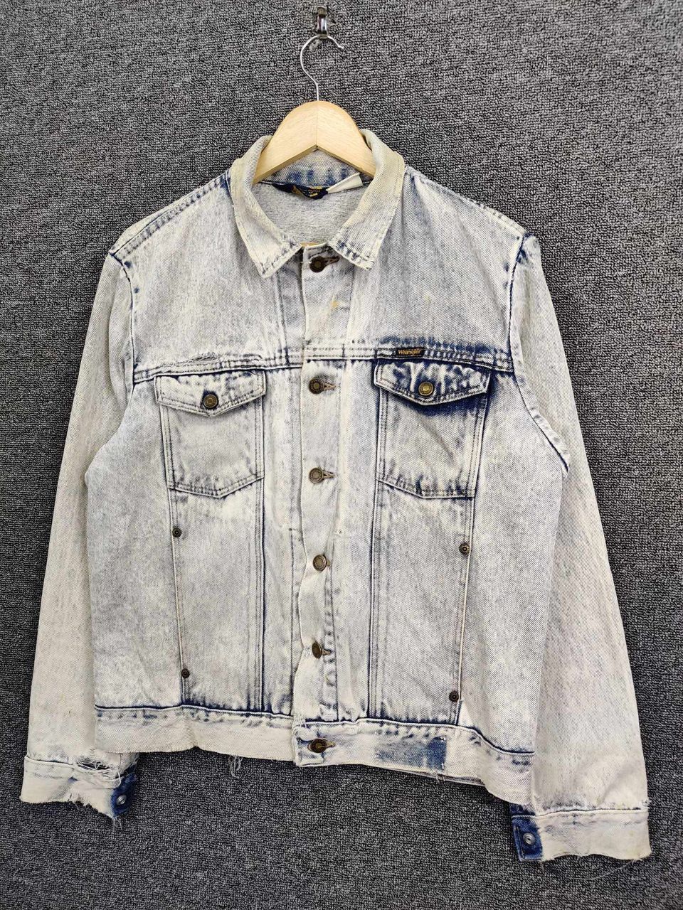 Wrangler Vintage Thrashed 90s Wrangler Acid Wash Denim Trucker Jacket Size US M / EU 48-50 / 2 - 2 Thumbnail