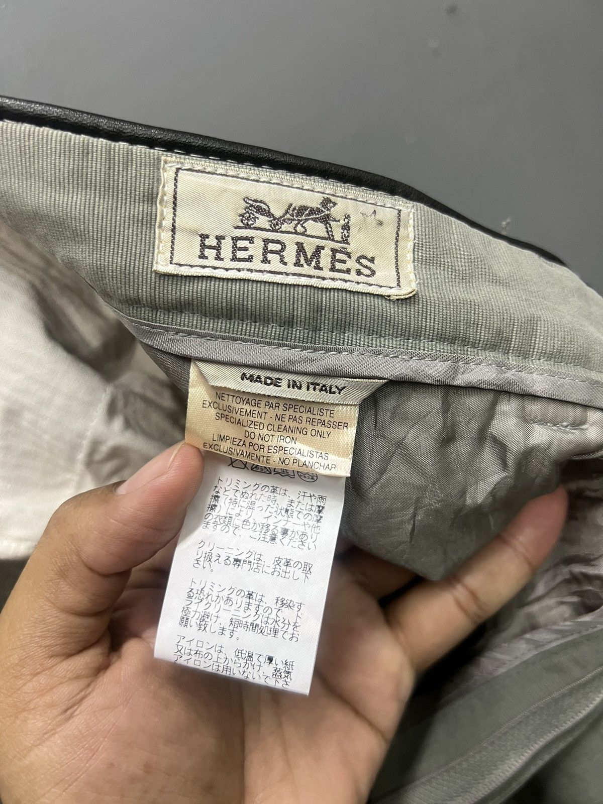 Hermes Vintage Hermes Casual Pants Size 35 Size US 35 - 7 Thumbnail