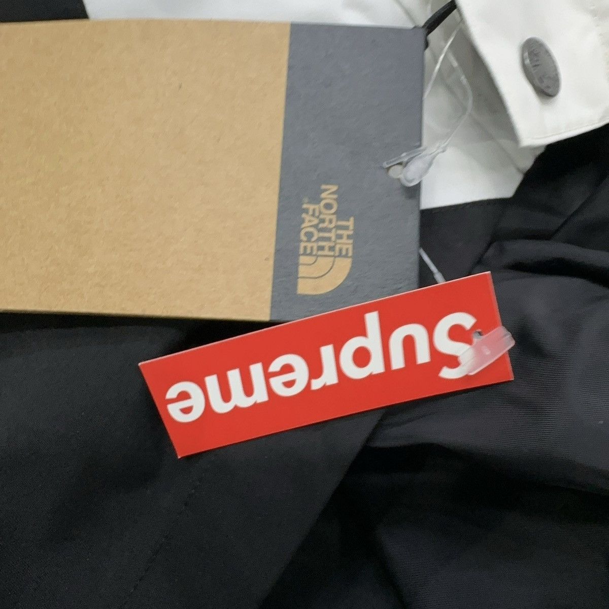 Supreme Supreme x The North Face S Logo Mountain jacket Size US L / EU 52-54 / 3 - 7 Thumbnail