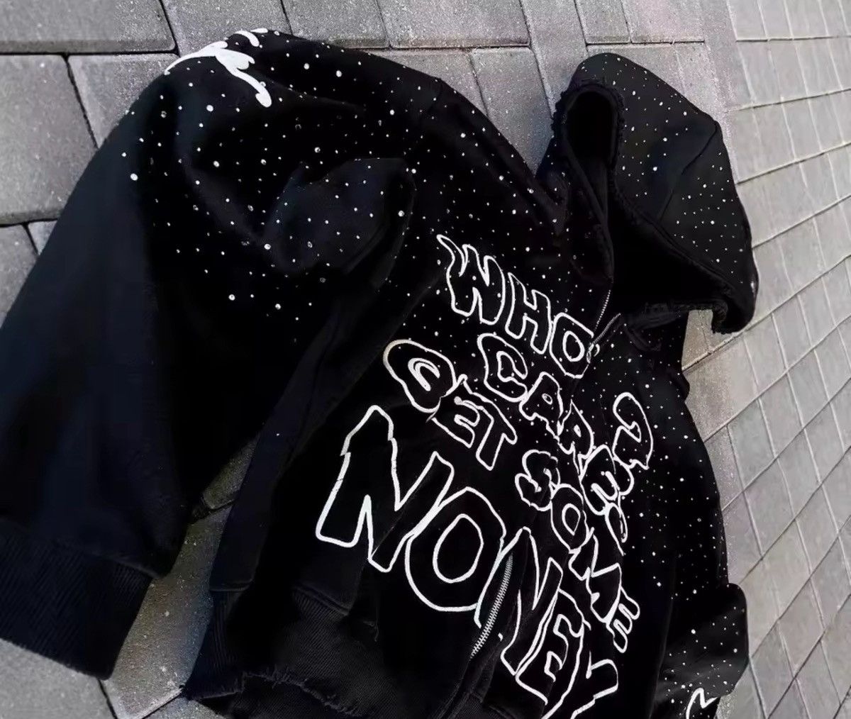 Other Black and white streetwear hoodie Size US M / EU 48-50 / 2 - 2 Thumbnail