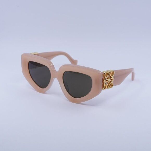 Loewe Loewe LW40154U 72E Sunglasses Shiny Pink Cat Eye Frame Size ONE SIZE - 1 Thumbnail