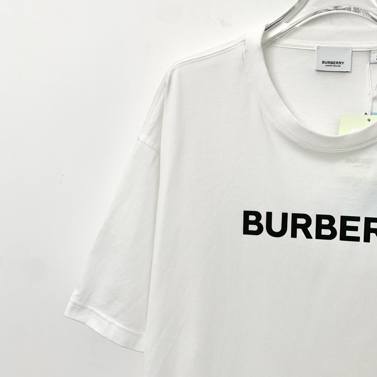 Burberry Burberry Logo Letter Printed Short Sleeve T-Shirt K26WX Size US XL / EU 56 / 4 - 3 Thumbnail