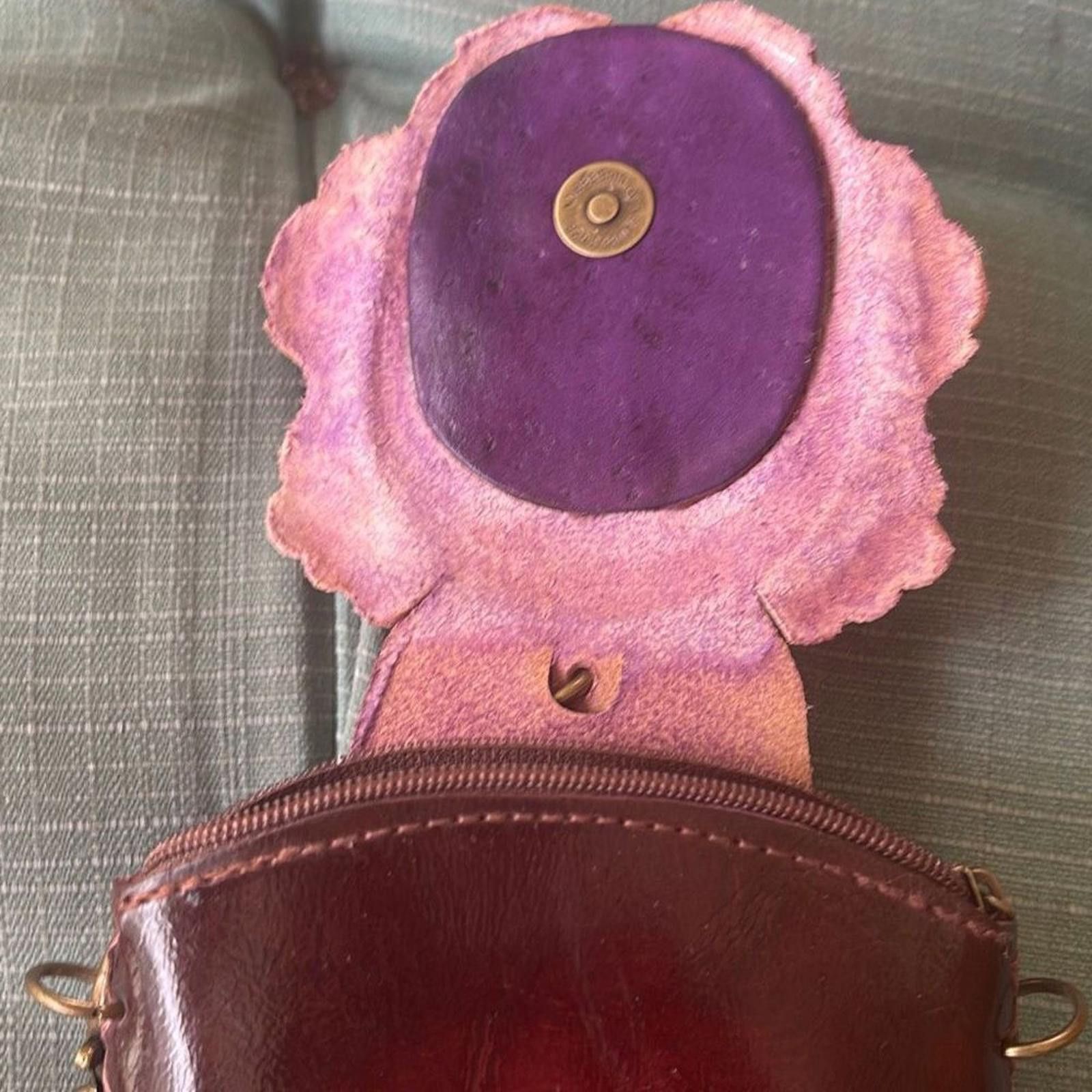 NASCAR Hand crafted, leather cell phone, cross, body skull purse Size ONE SIZE - 5 Thumbnail