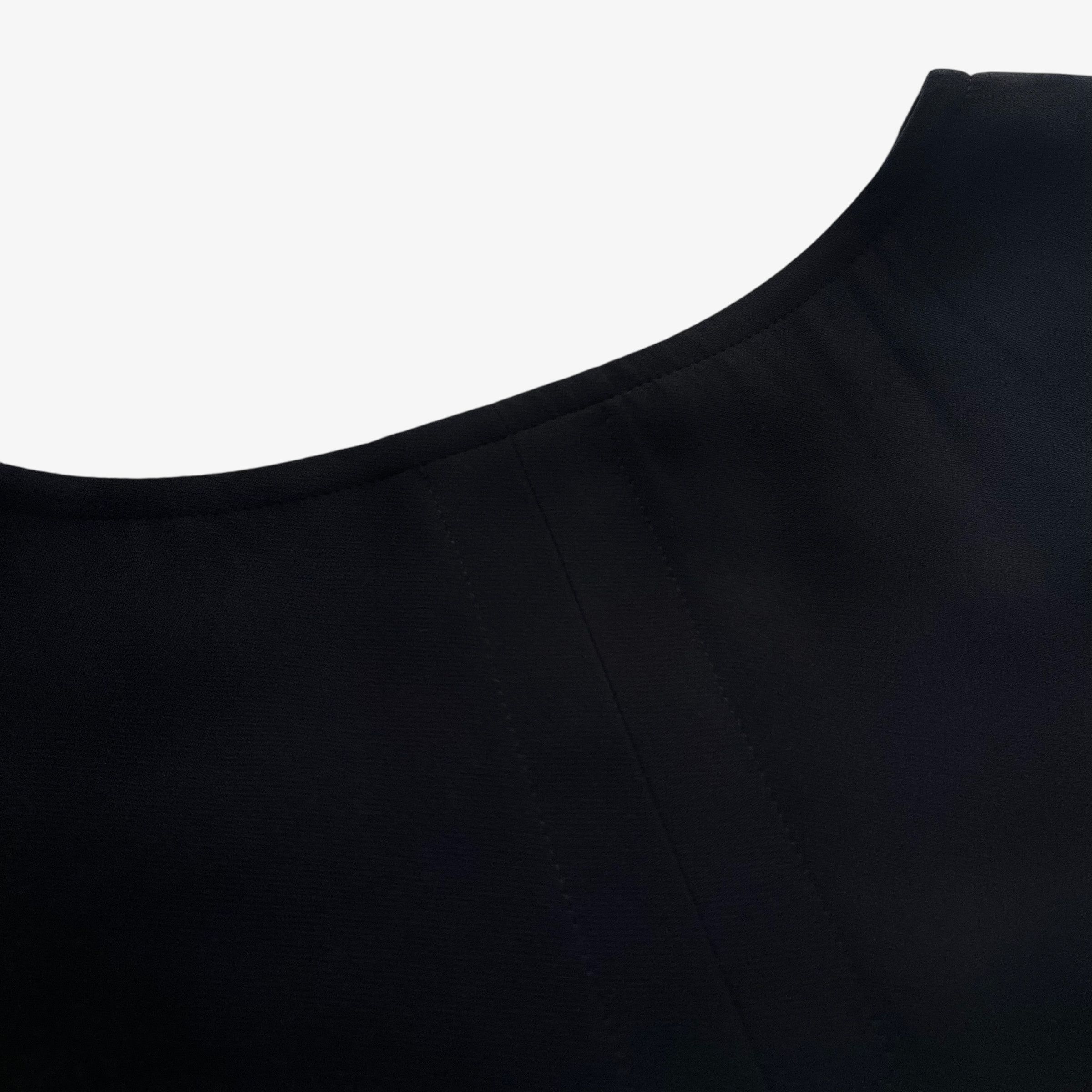 Valentino Vintage Y2K Women's Valentino Black Short Sleeve Top BNWT Size M / US 6-8 / IT 42-44 - 4 Thumbnail