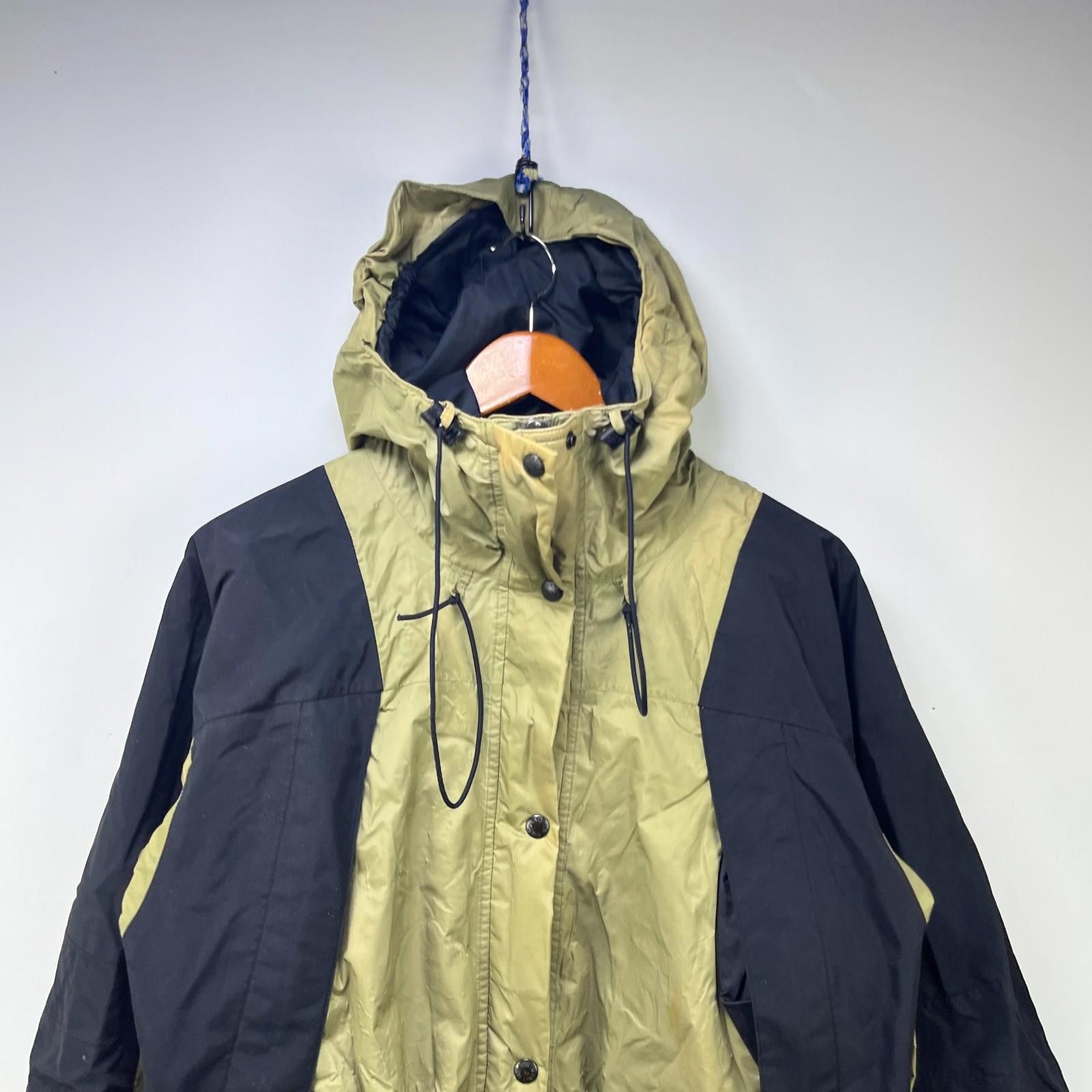The North Face Vintage 90s North Face GoreTex Mountain Jacket Womens Large Size L / US 10 / IT 46 - 2 Thumbnail