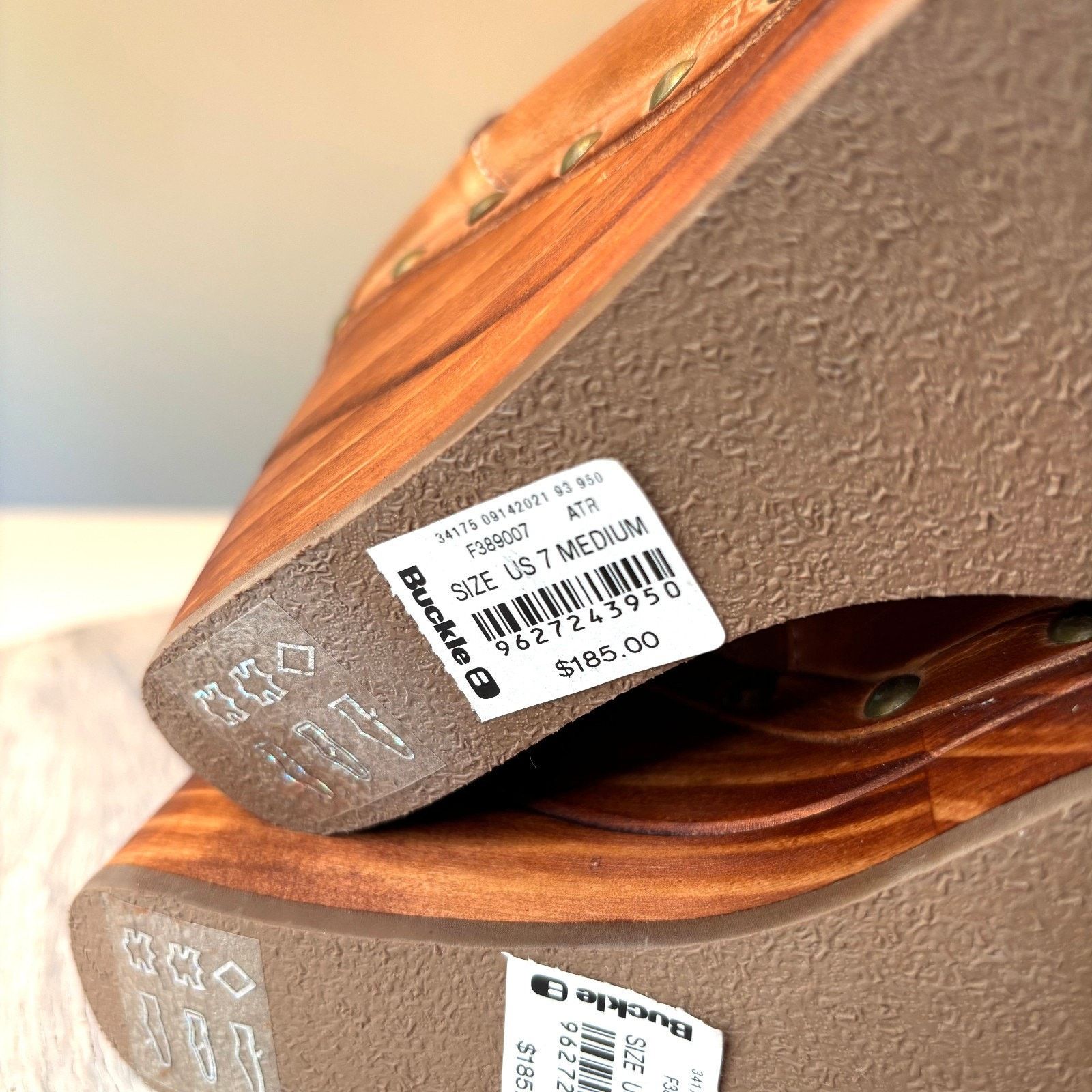 Bed Stu Bed Stu Marina Rustic Leather Wood Wedge Boot Bootie US 7 Size US 7 / IT 37 - 7 Thumbnail