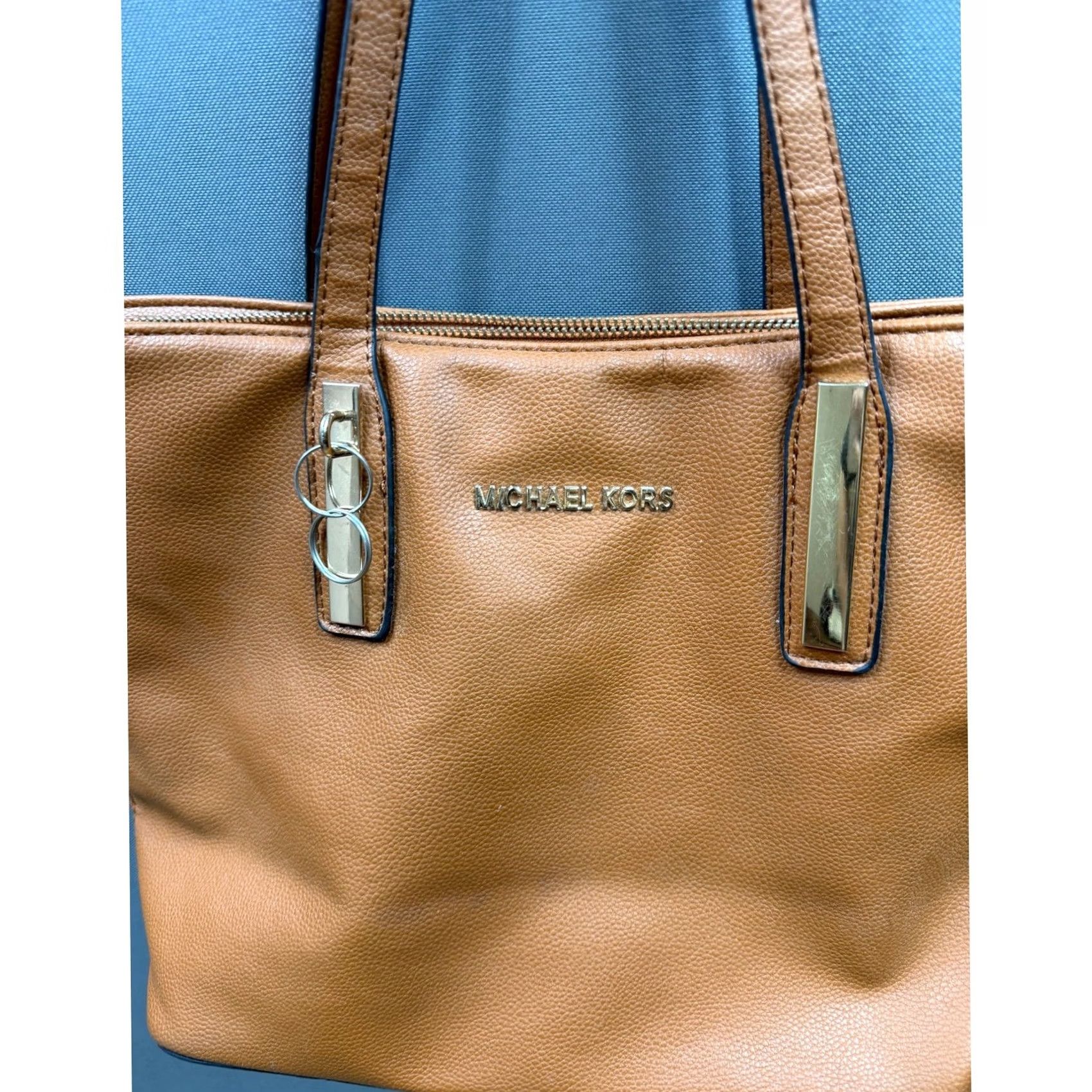 Michael Kors VINTAGE? No. Size ONE SIZE - 2 Thumbnail