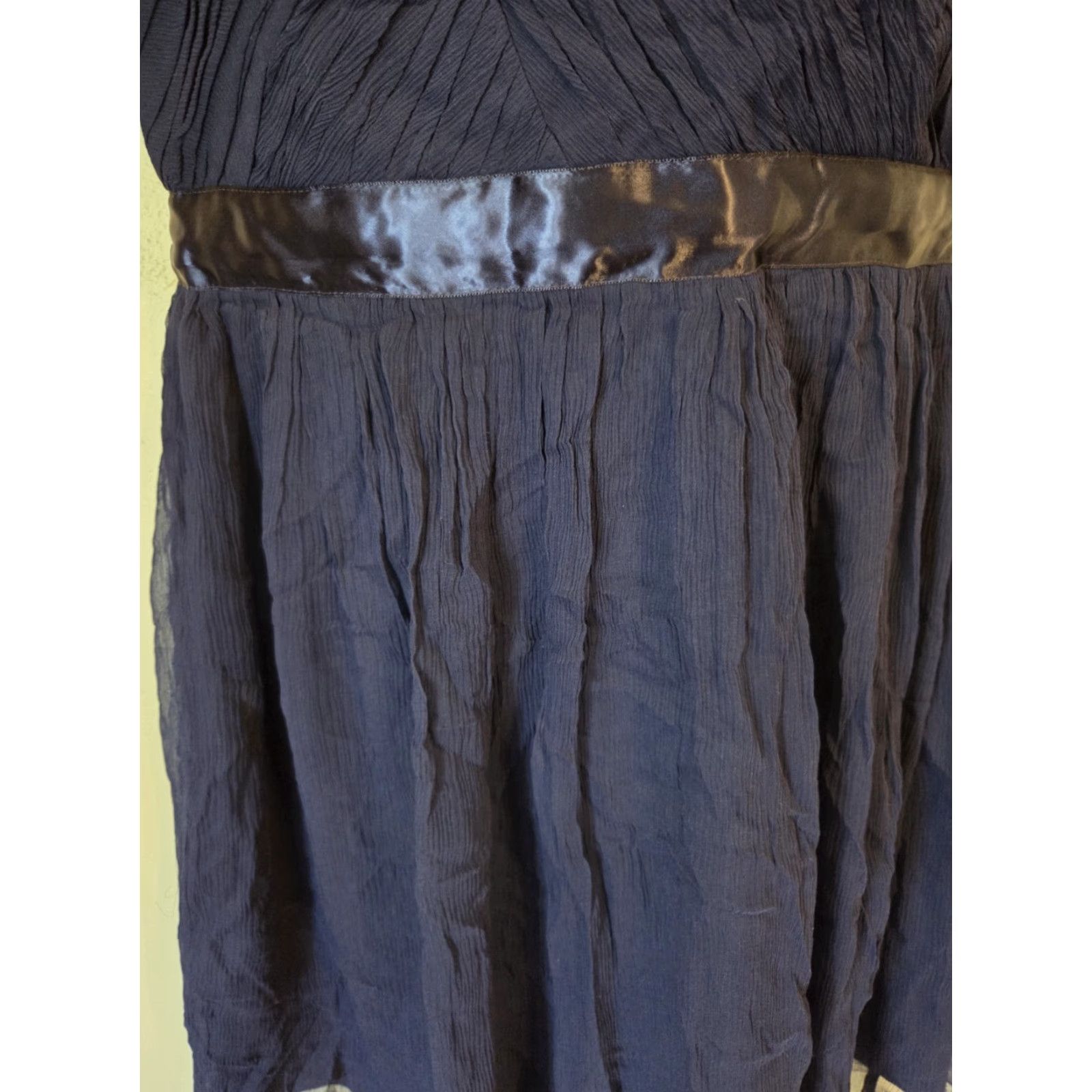 Donna Morgan VINTAGE Donna Morgan Navy Blue Crinkle Silk Cocktail Dress 8 Mini Dress Eveningwear 1990s Womens Shown as Cocktail Dress Size M / US 6-8 / IT 42-44 - 3 Thumbnail