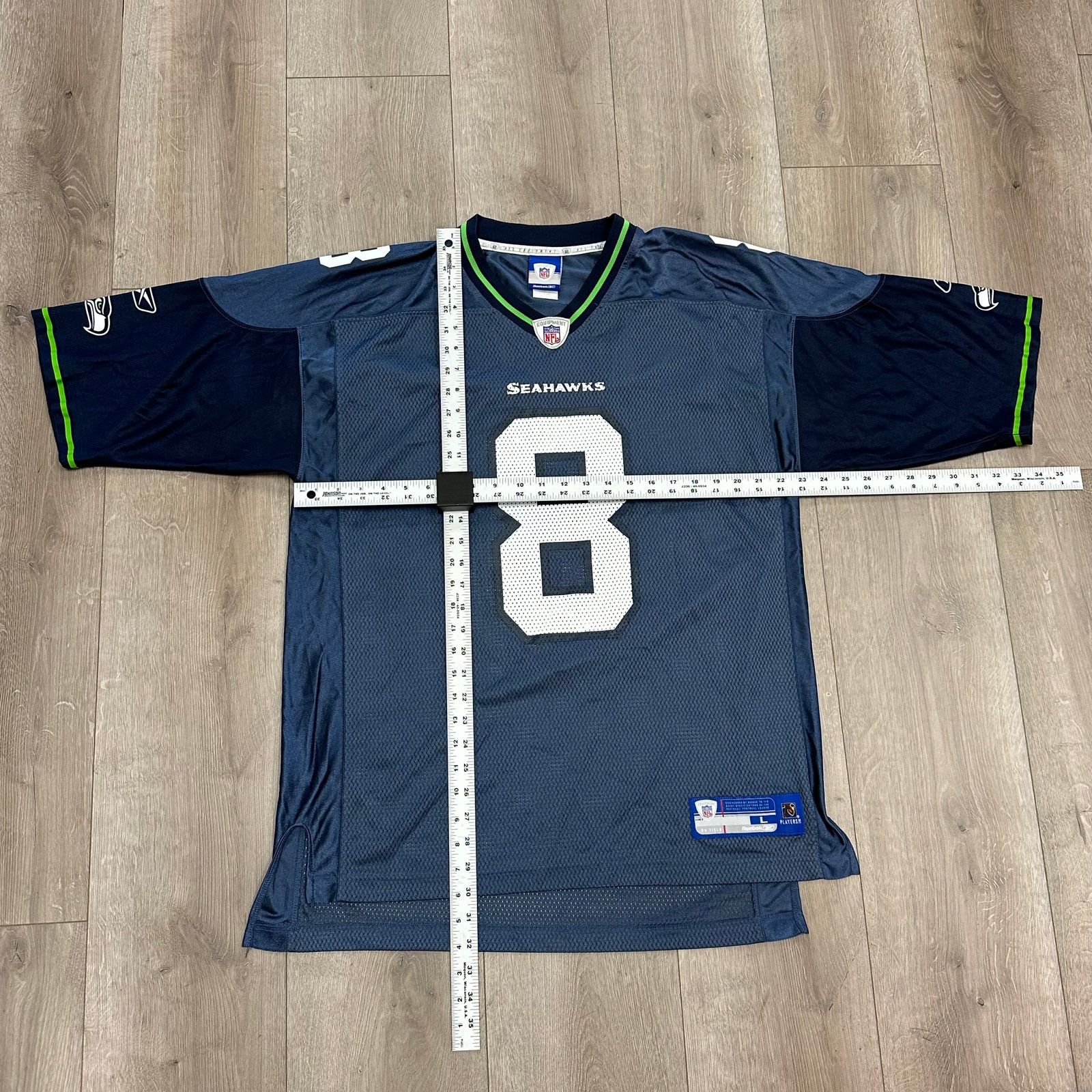 NFL Reebok Seattle Seahawks Matt Hasselbeck #8 jersey Large Size US L / EU 52-54 / 3 - 2 Thumbnail
