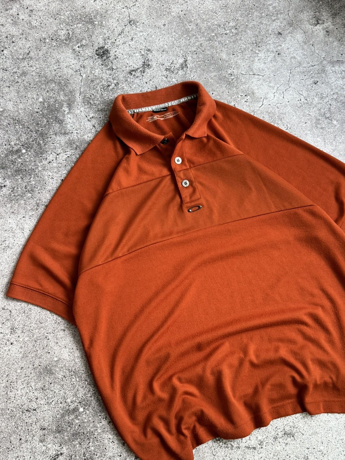 Oakley × Vintage Vintage Oakley metal logo oversized polo t-shirt Size US L / EU 52-54 / 3 - 3 Thumbnail
