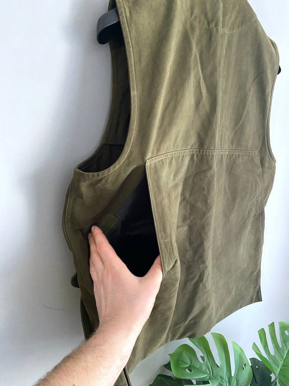 Beretta Beretta Men's Green Outdoor Hunting Vest, Size 50/L Size US L / EU 52-54 / 3 - 10 Thumbnail