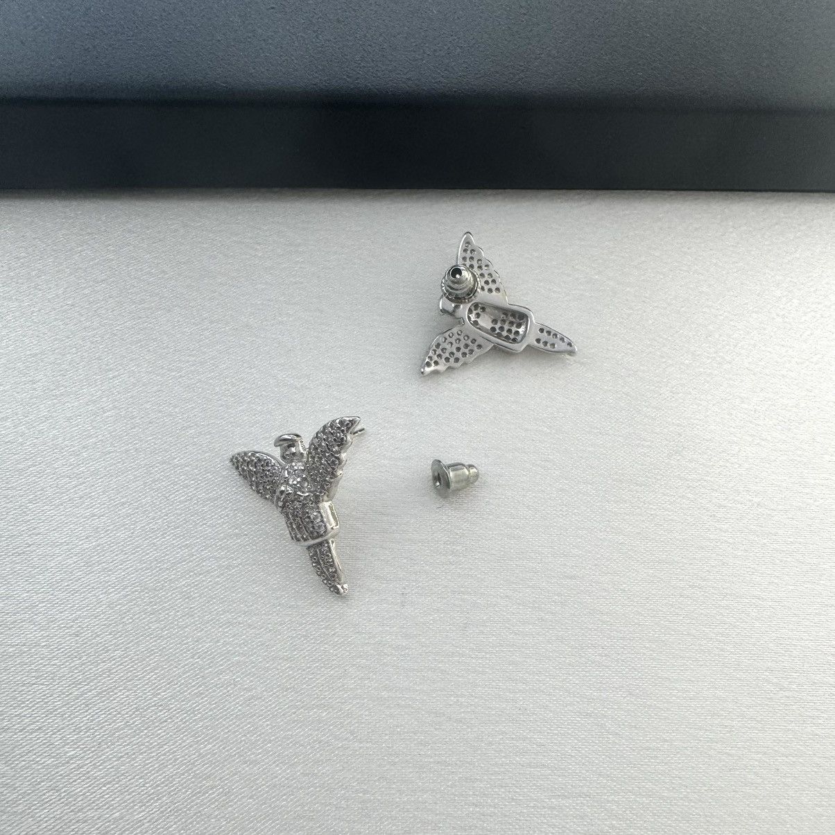Other CZ Angel Wings Stud Earrings for Men Women Unisex Style Size ONE SIZE - 4 Thumbnail