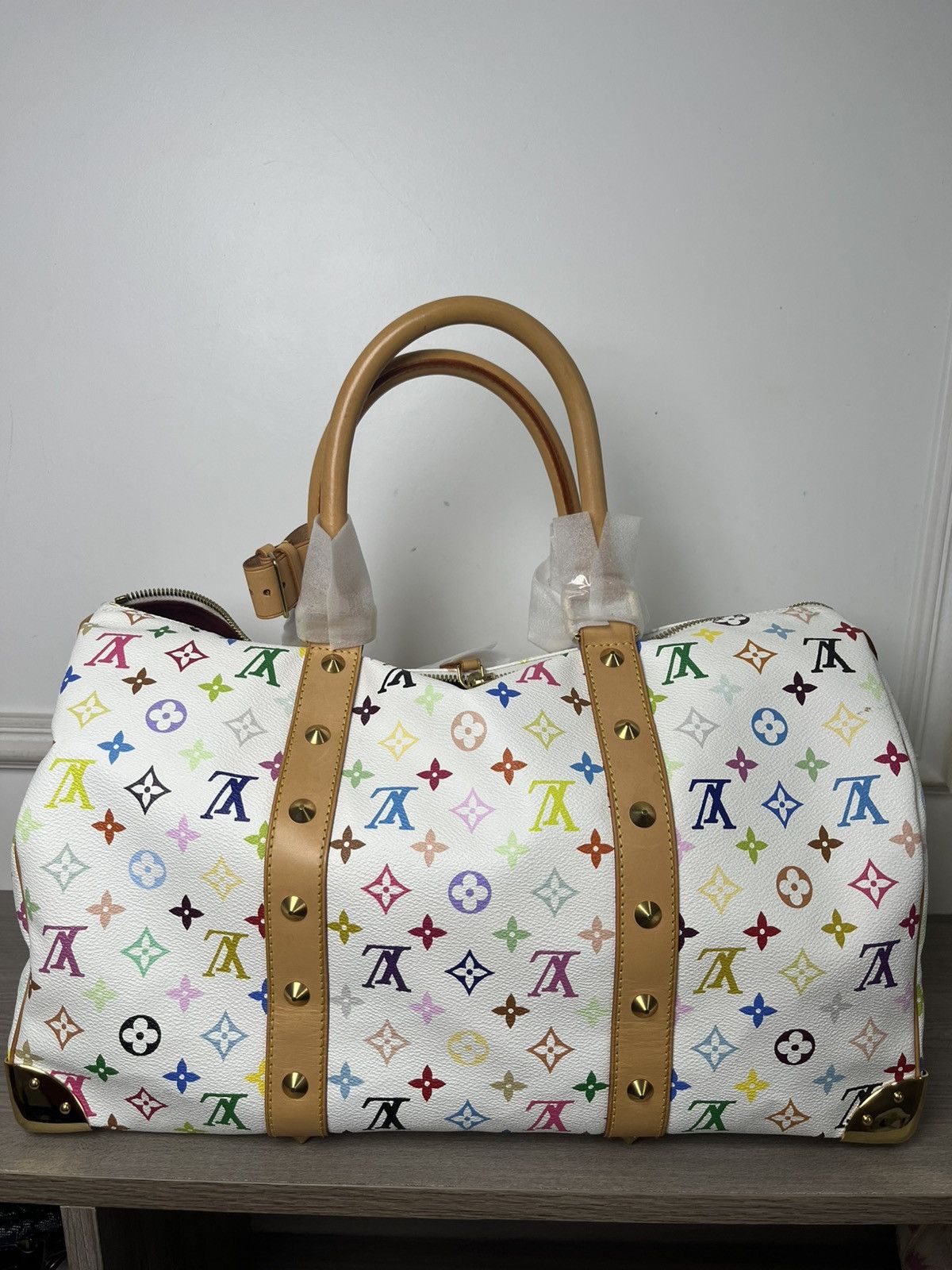 Louis Vuitton Louis Vuitton White Murakami Monogram Keepal 45 Size ONE SIZE - 2 Thumbnail