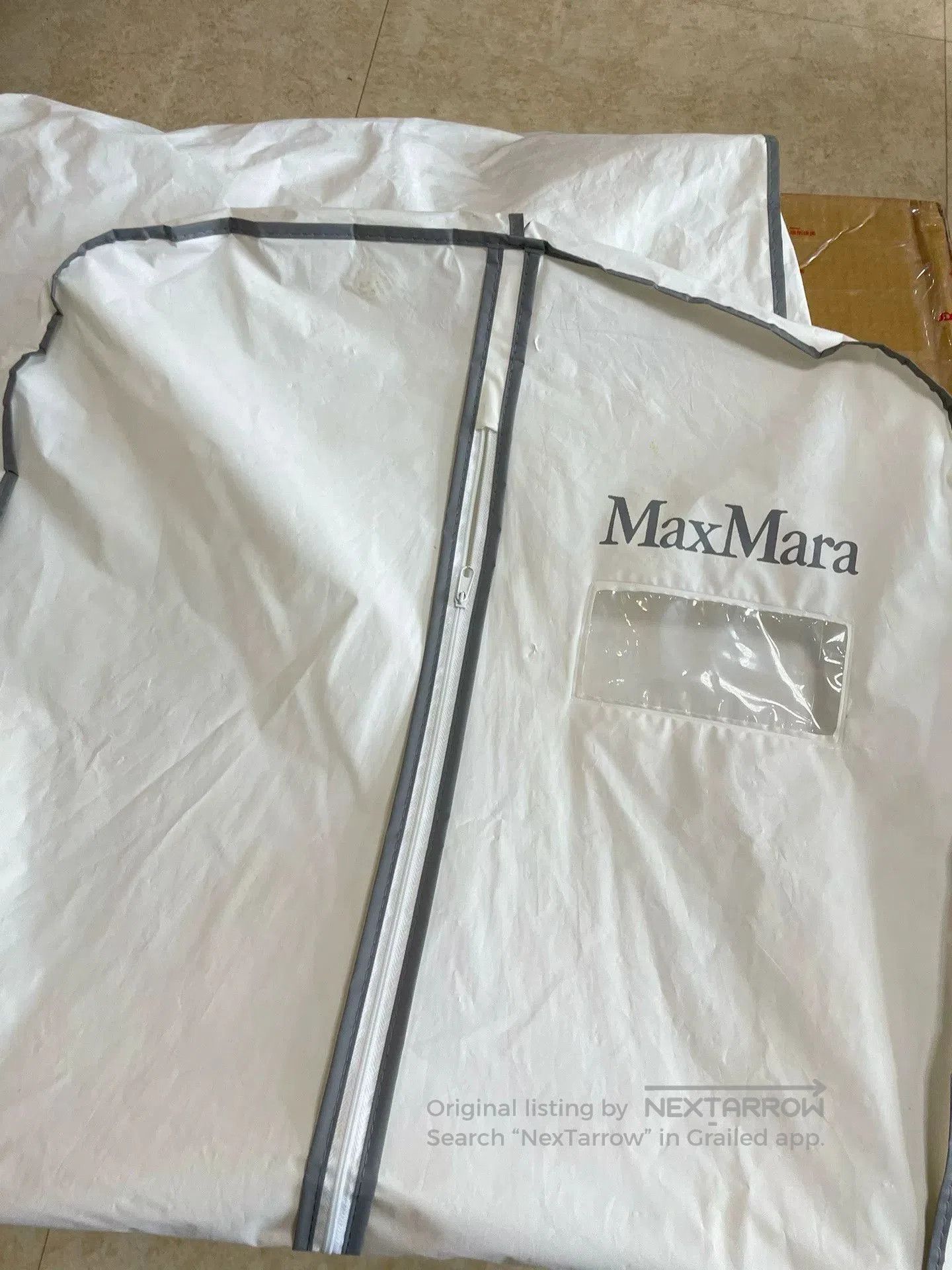 Other maxmara beige hooded shawl coat size 42. Size US L / EU 52-54 / 3 - 9 Thumbnail