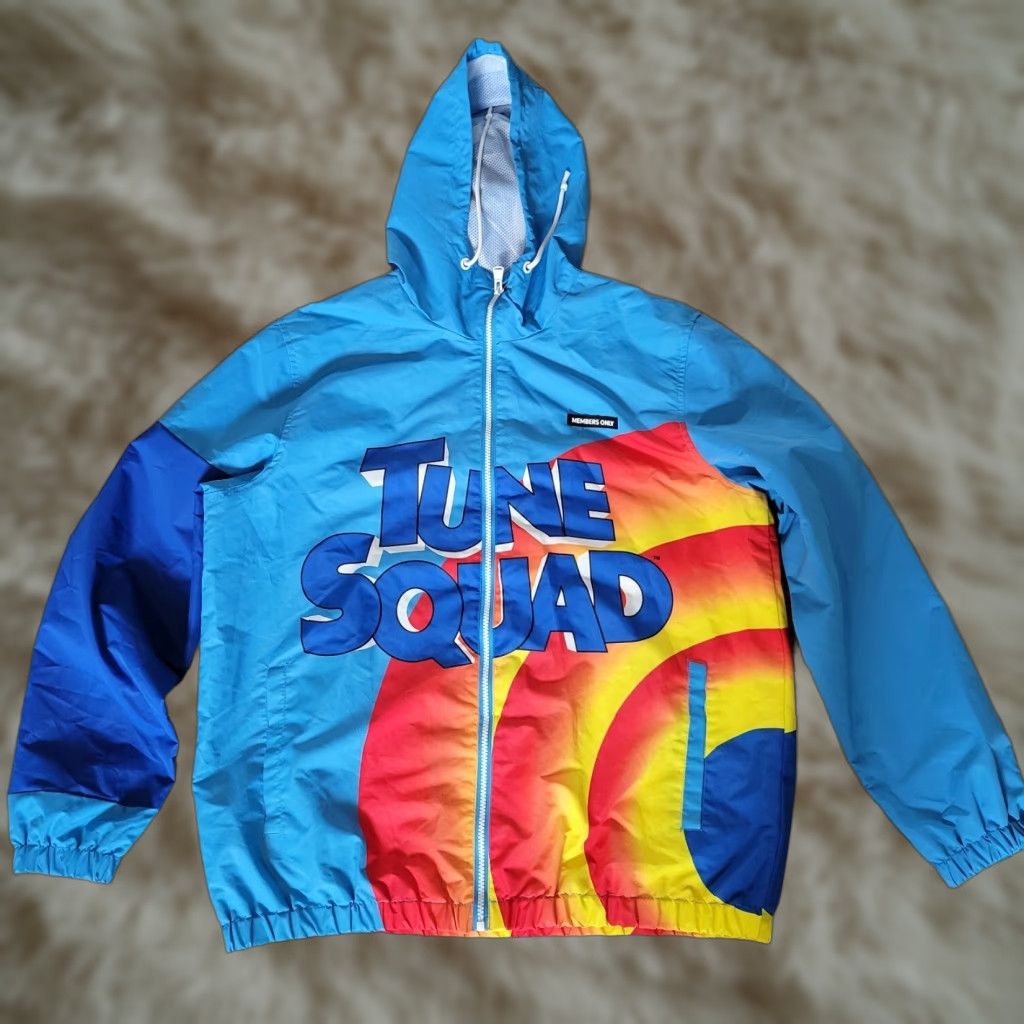 Vintage Looney Tunes Men’s Tune Squad Jacket Lightweight Zip Hooded Sz L Blue Windbreaker MENS Size US L / EU 52-54 / 3 - 1 Thumbnail