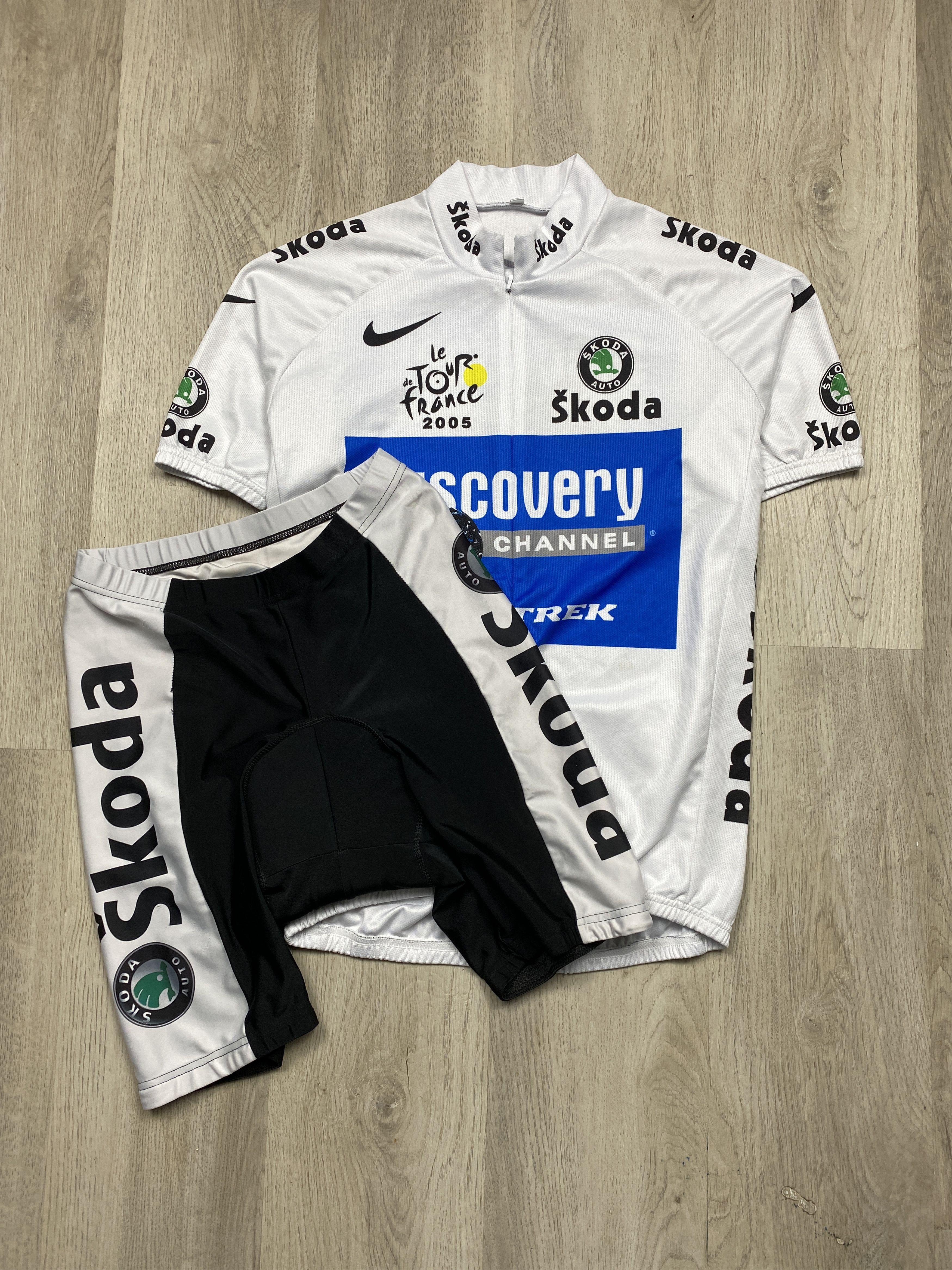 Nike × Vintage Nike Tour De France Vintage 2005 Skoda Cycling Jersey Shorts Size US L / EU 52-54 / 3 - 1 Thumbnail