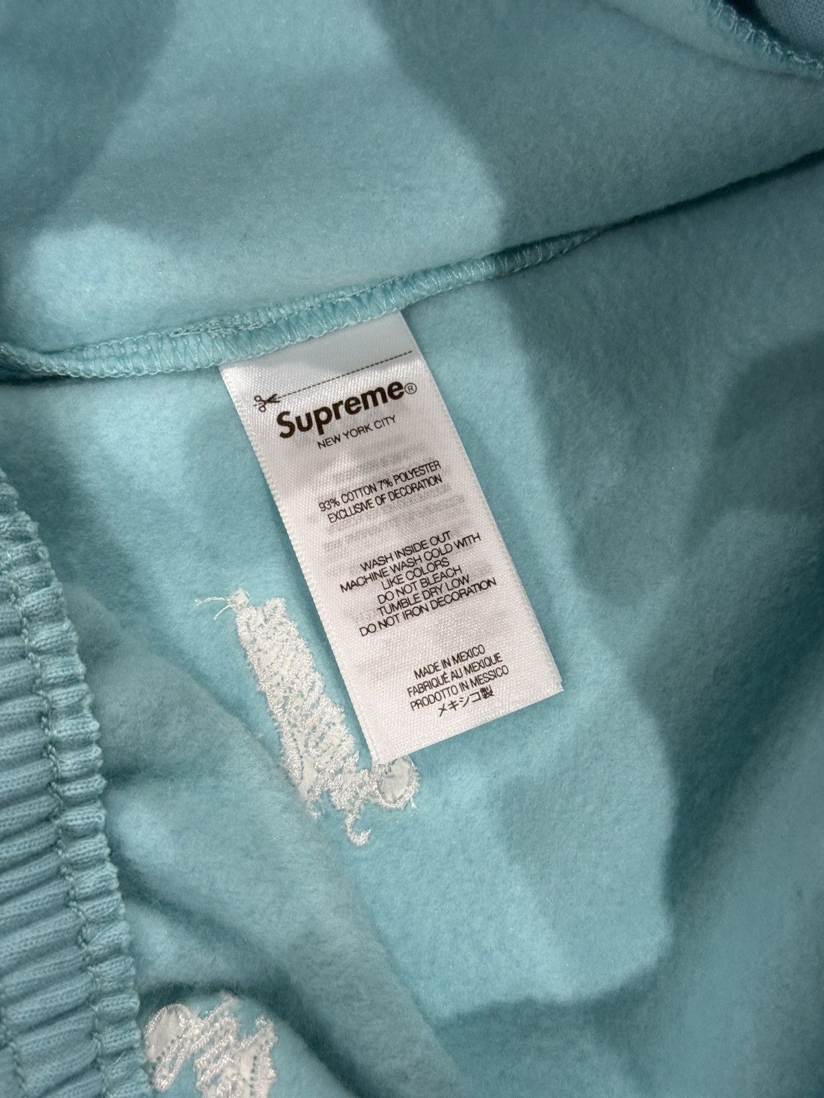 Supreme Supreme Repeat Script Sweatpants Light Blue Size: M Size US 32 / EU 48 - 8 Thumbnail