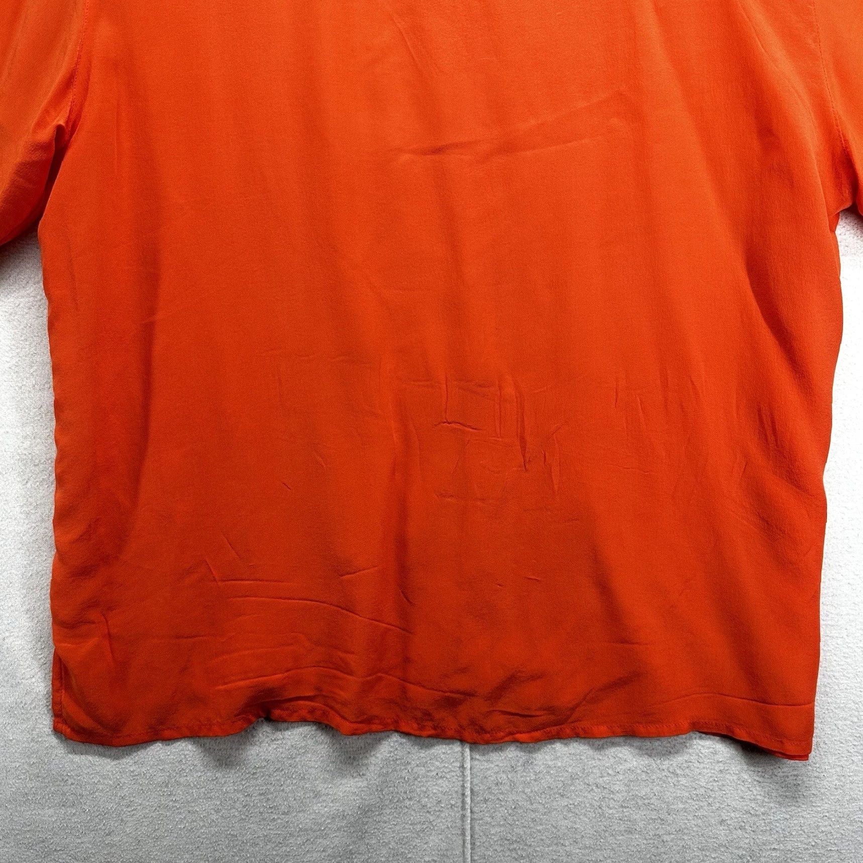 Vintage VINTAGE Sunny Leigh Blouse Woman Medium Orange Silk Animal Print Short Sleeve Button Back Casual Formal Fashion Size M / US 6-8 / IT 42-44 - 6 Thumbnail