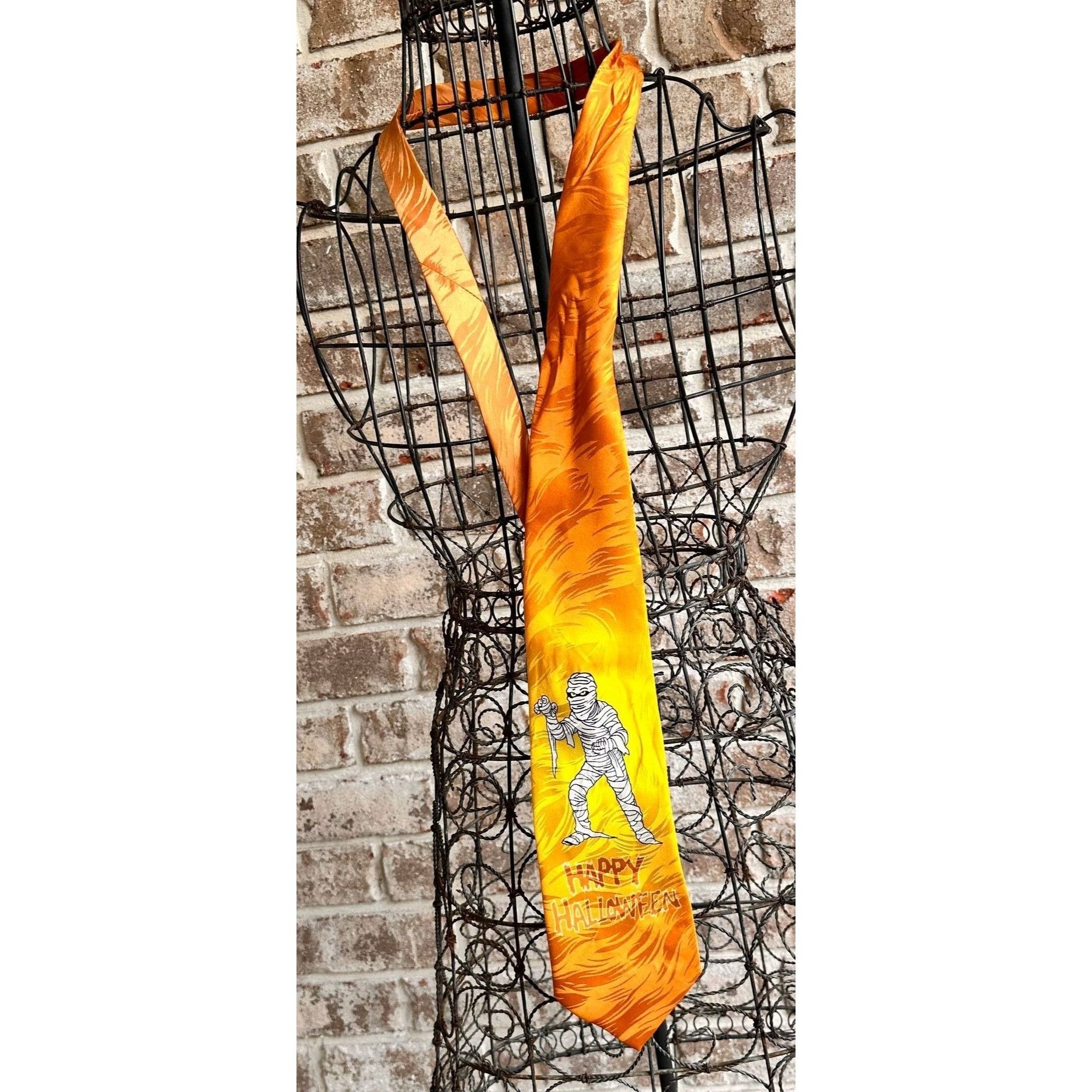 Handmade × Vintage Happy Halloween Mummy Necktie Vintage Keith Daniels Silk Tri Size ONE SIZE - 3 Thumbnail