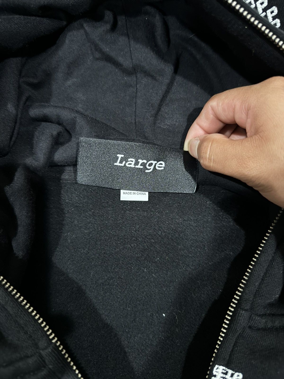 Fuck The Population FTP skull zip up Size US L / EU 52-54 / 3 - 4 Thumbnail