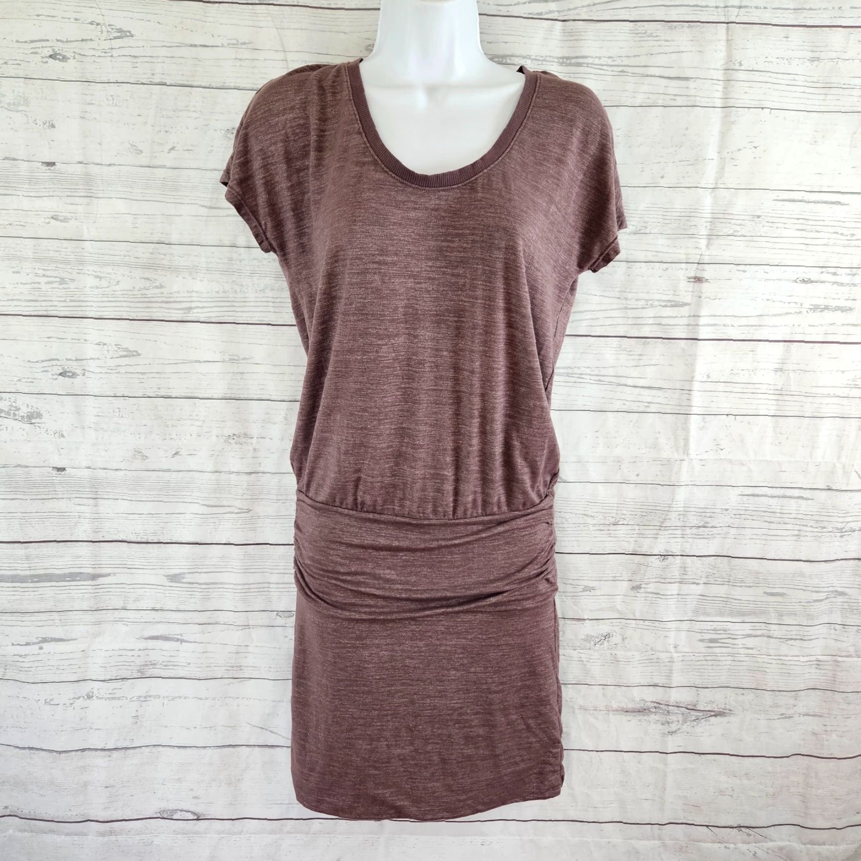 Athleta Athleta Womens Odyssey Tee Dress XS Purple Short Sleeve Ruched Scoop Neck Size 26" / US 2 / IT 38 - 2 Thumbnail