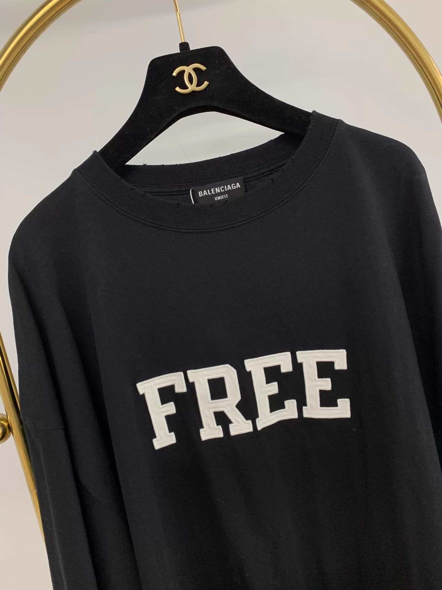 Balenciaga BALENCIAGA FREE Logo Black SS Tee M Unisex Size M / US 6-8 / IT 42-44 - 2 Thumbnail