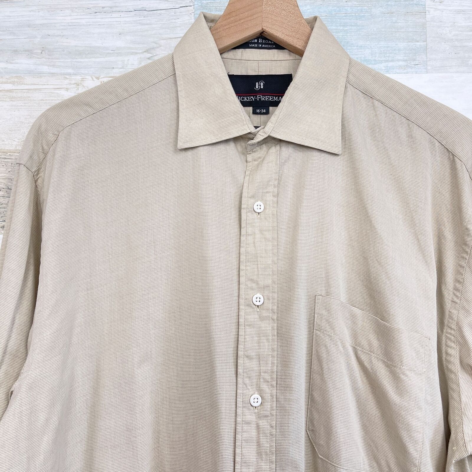 Hickey Freeman Hickey Freeman Spread Dress Shirt Beige Button Front 16 Size US L / EU 52-54 / 3 - 2 Thumbnail
