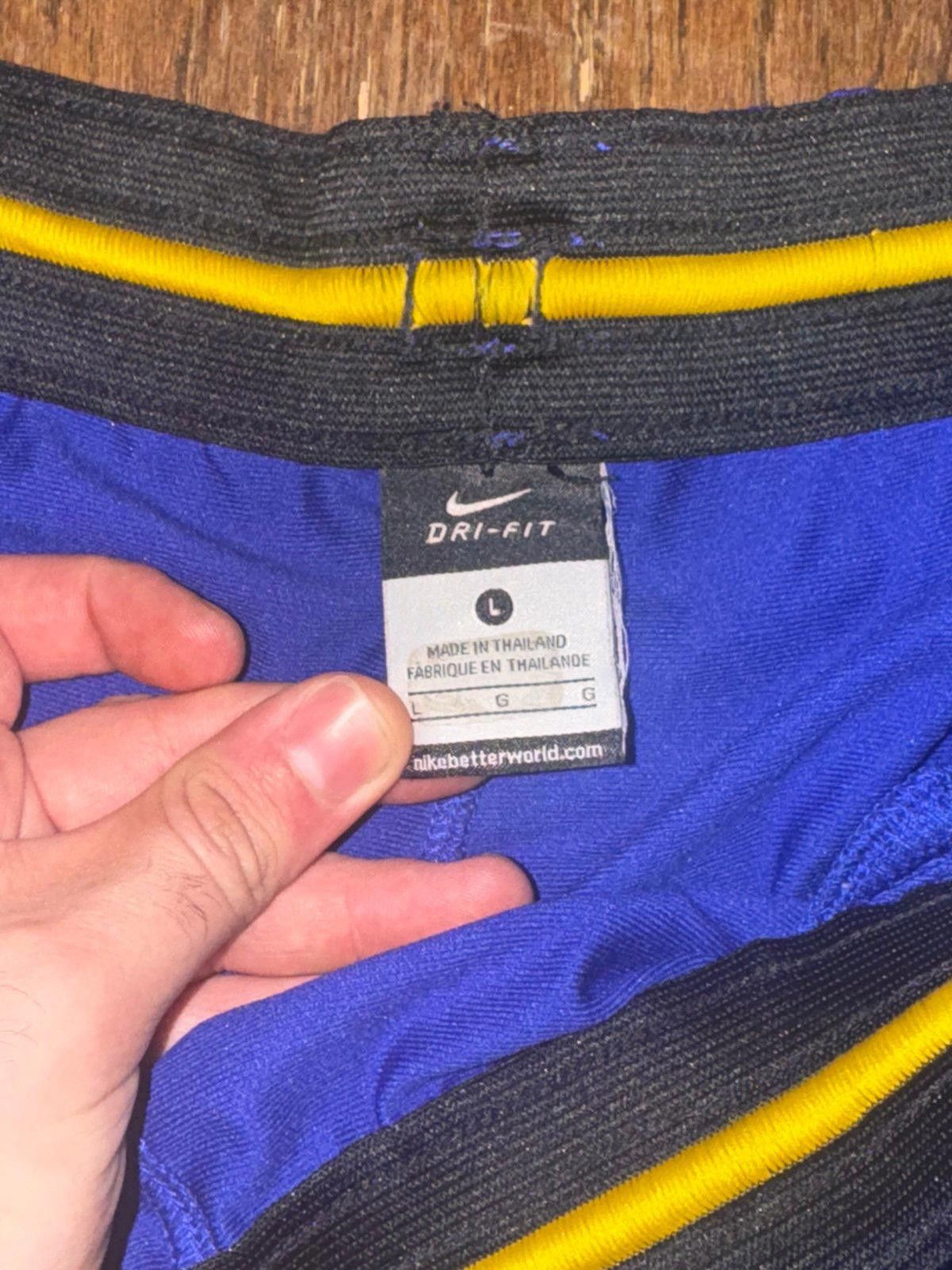 Nike Nike Kobe Bryant Mamba Purple/Gold Mesh Hoop Shorts Sz L Size US 34 / EU 50 - 5 Thumbnail