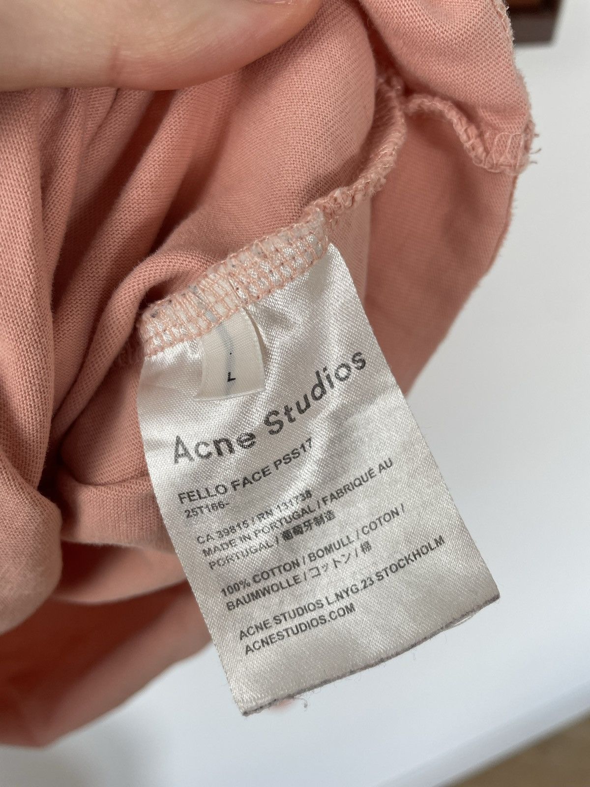 Acne Studios Acne Studios Fairview Face Mini Logo Casual Basic Peach Ls Size US L / EU 52-54 / 3 - 3 Thumbnail