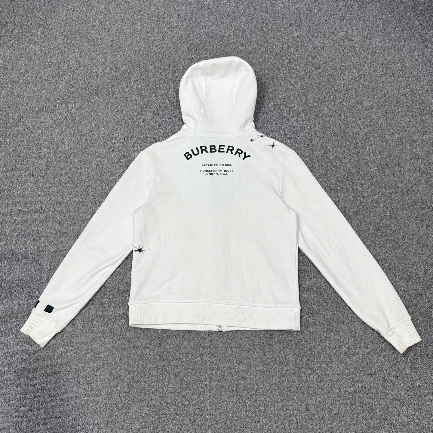 Burberry Burberry white zodiac zip-up jacket XS 99 new Size XS / US 0-2 / IT 36-38 - 2 Thumbnail