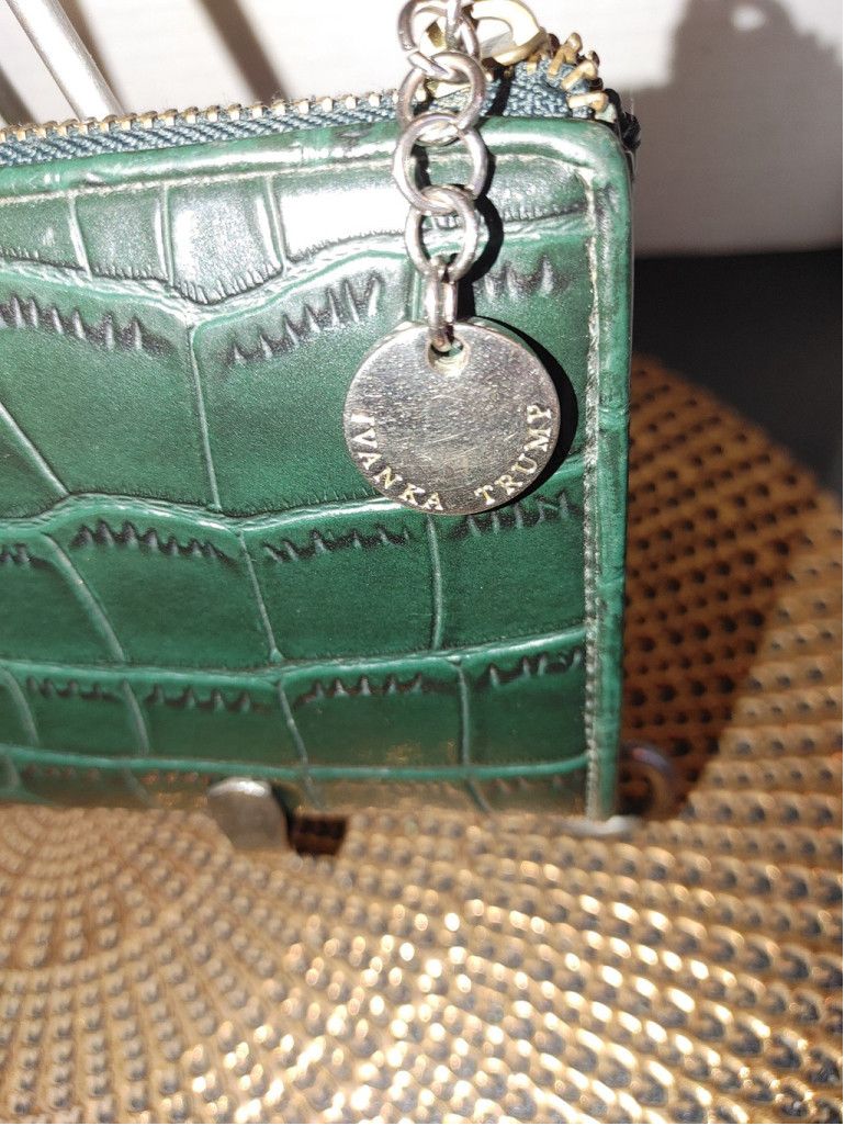 Objects IV Life Ivanka Trump Crocodile Zip Clutch\Wallet Size ONE SIZE - 3 Thumbnail