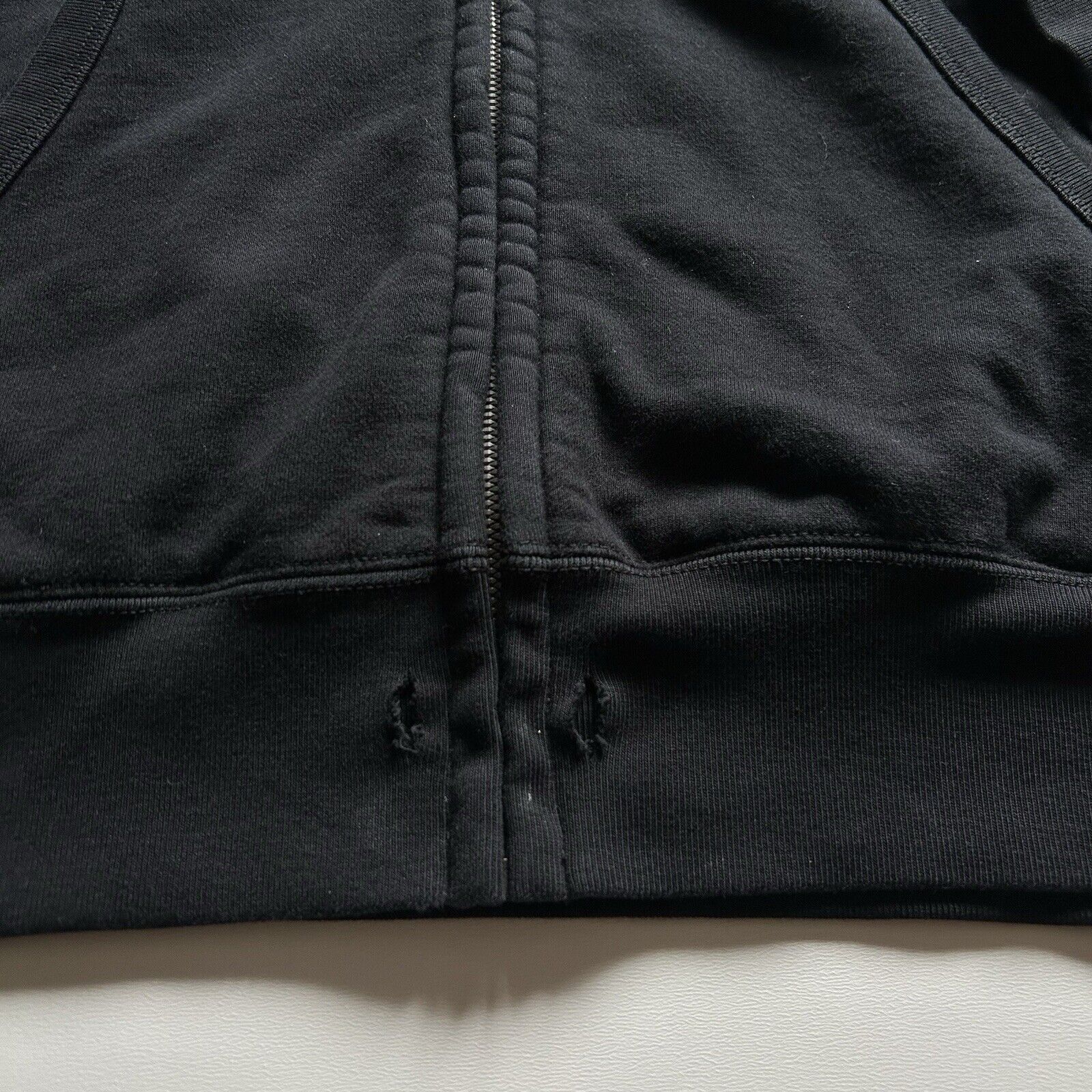 Uniqlo Uniqlo Black Blank Basic Zip Up Hoodie Men's XL Black Faded Size US XL / EU 56 / 4 - 6 Thumbnail