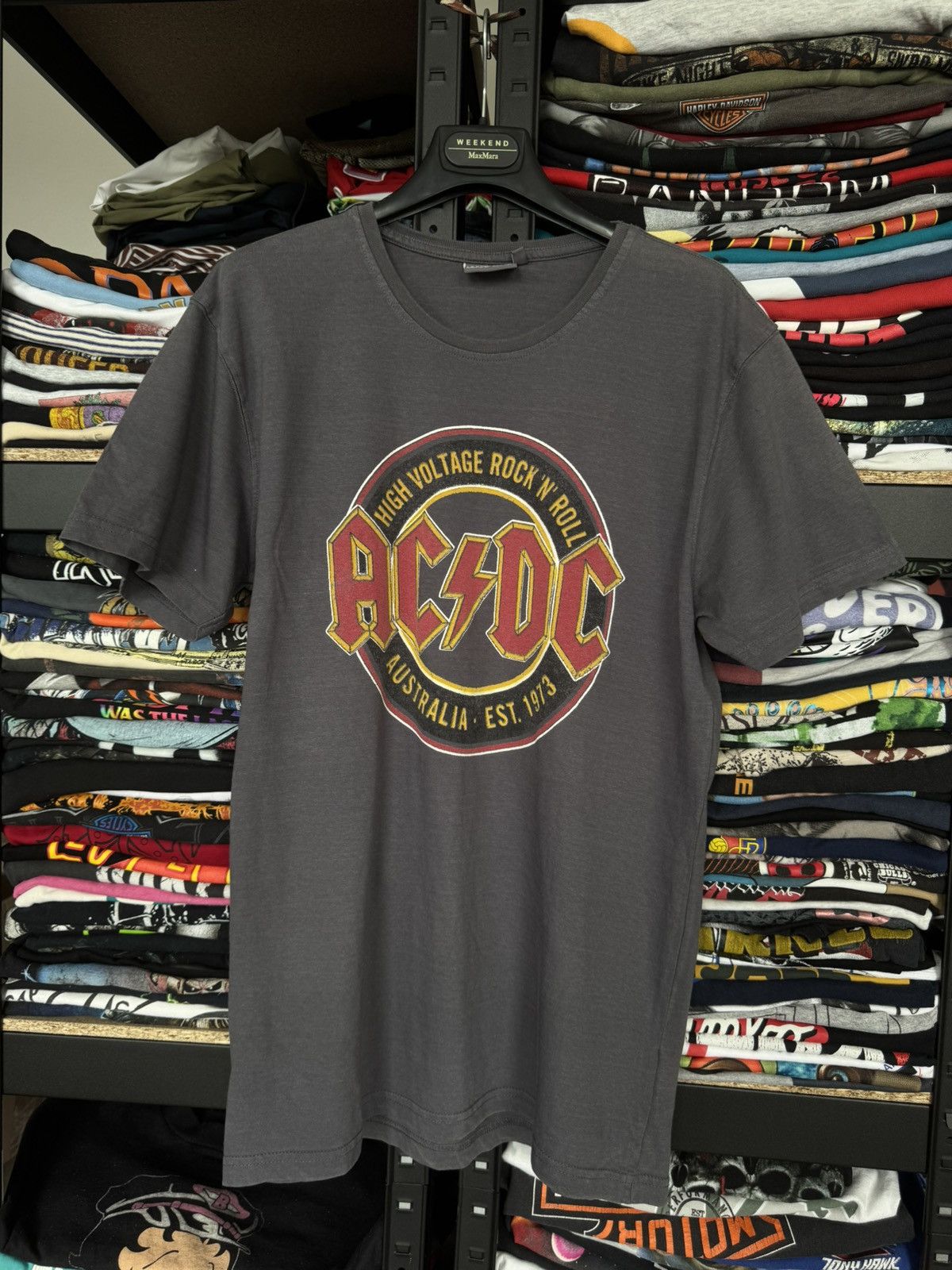 AC/DC × Vintage Ac/Dc big logo tee Size US S / EU 44-46 / 1 - 1 Thumbnail