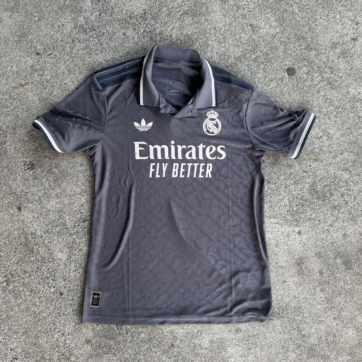 Adidas 24/25 Authentic Real Madrid Third Size US M / EU 48-50 / 2 - 1 Thumbnail