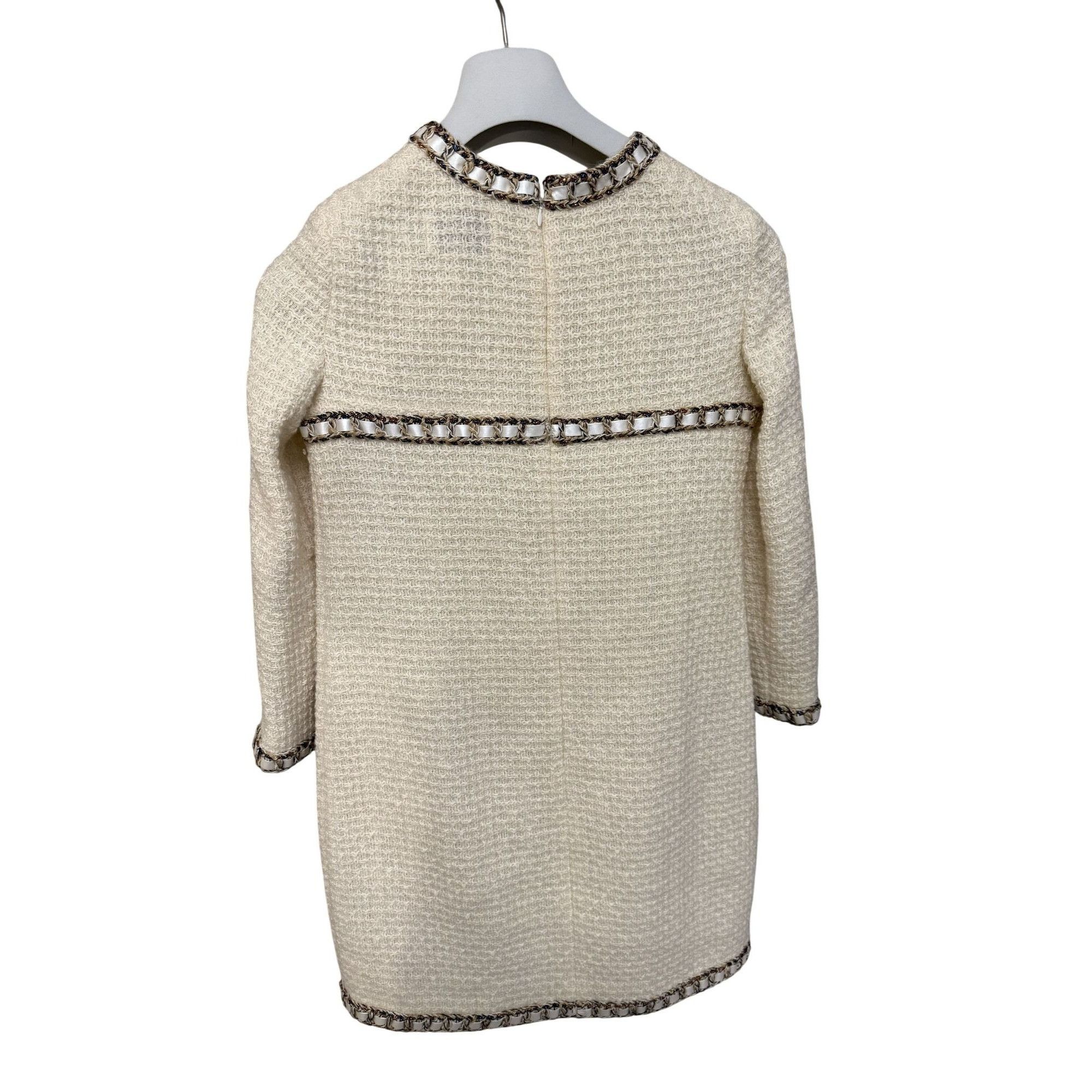 Chanel Chanel Womens Cream Tweed Dress With Chain Trim Size 40 Made Size S / US 4 / IT 40 - 2 Thumbnail