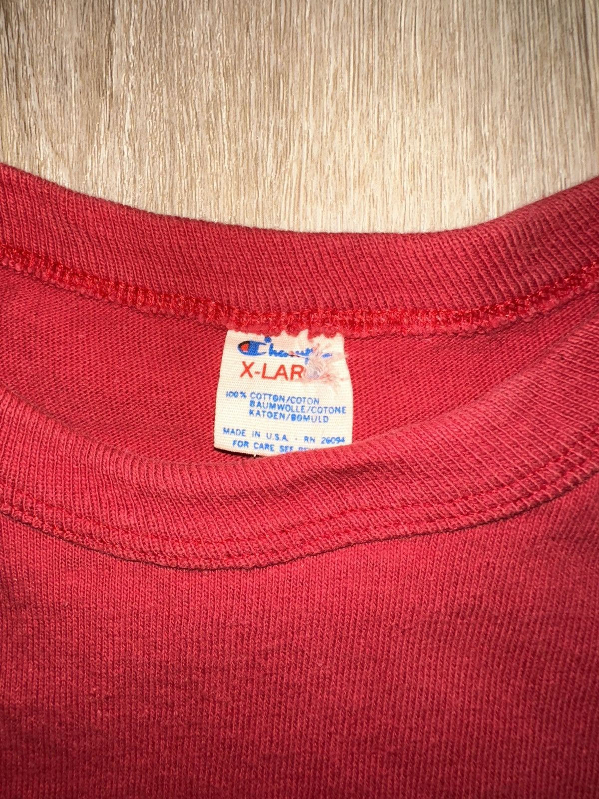 Champion × Vintage Vintage 80’s Champion Red T-Shirt Size US XL / EU 56 / 4 - 5 Thumbnail
