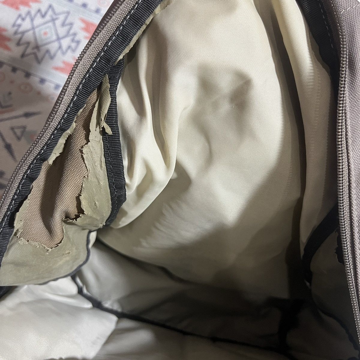 Nike Nike 20L bagpack Art Design Size ONE SIZE - 20 Thumbnail