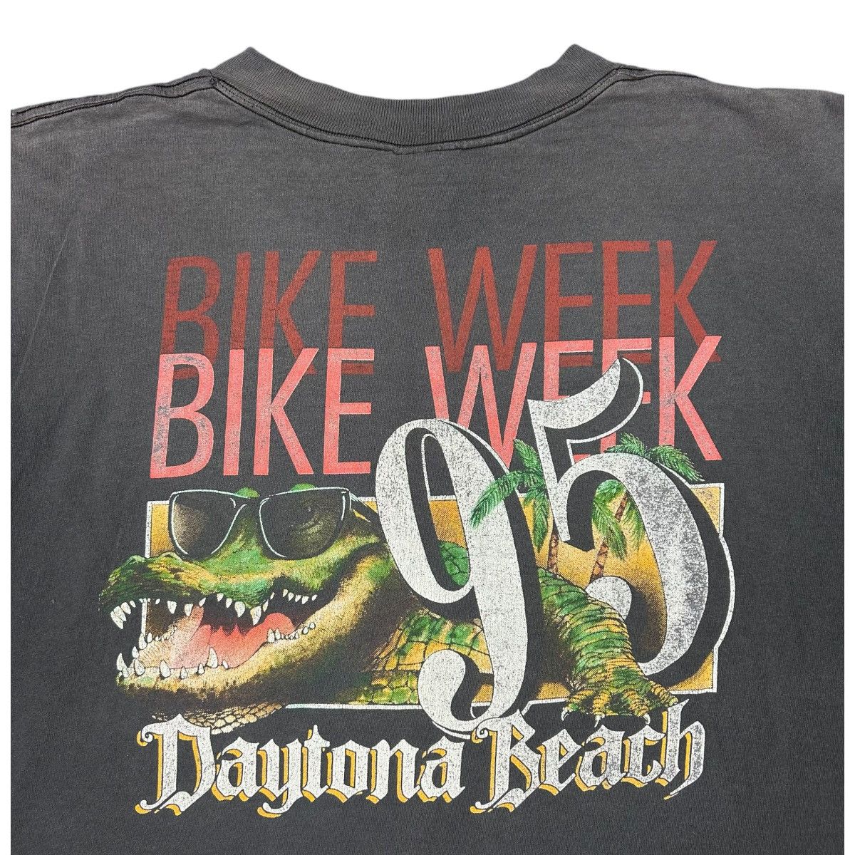 Harley Davidson Vintage 90s Smoked Out “Fear No Evil” 3D Emblem Tee Size US XL / EU 56 / 4 - 5 Thumbnail