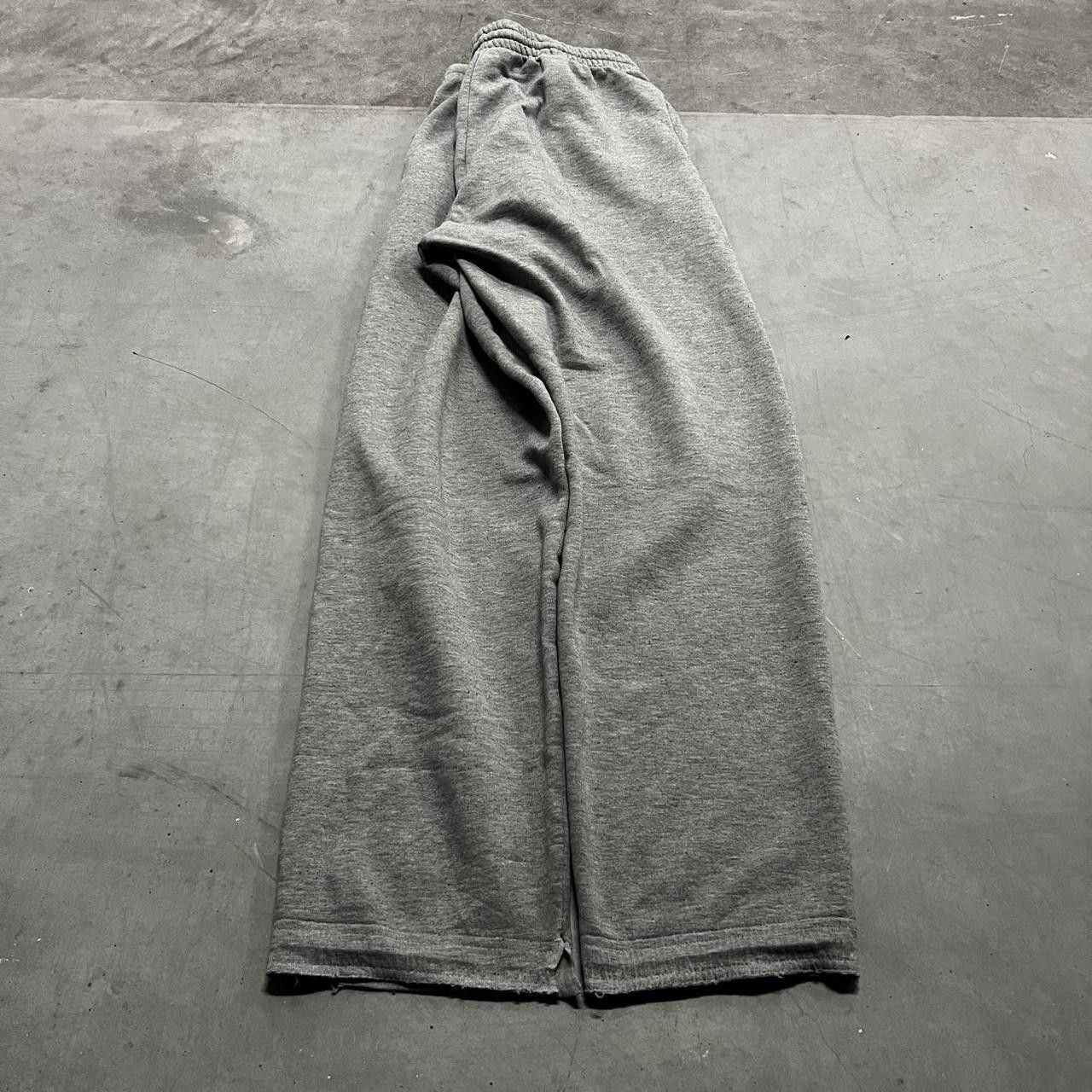 Japanese Brand × Vintage Vintage Y2K Baggy grey Blank Sweatpants! Size US 34 / EU 50 - 5 Thumbnail