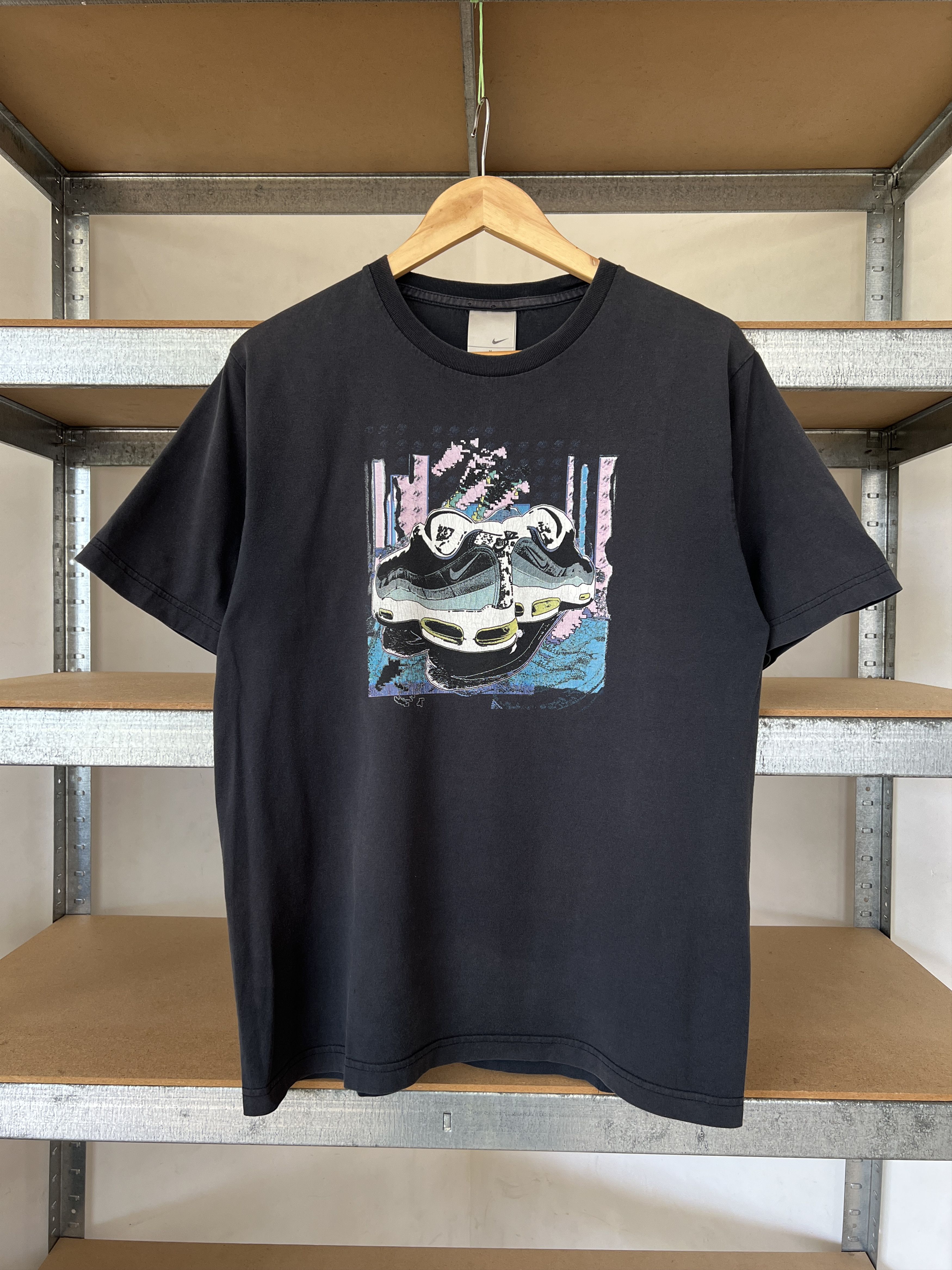 Nike Nike Airmax 95 Vintage Graphic Tee Size US M / EU 48-50 / 2 - 1 Thumbnail