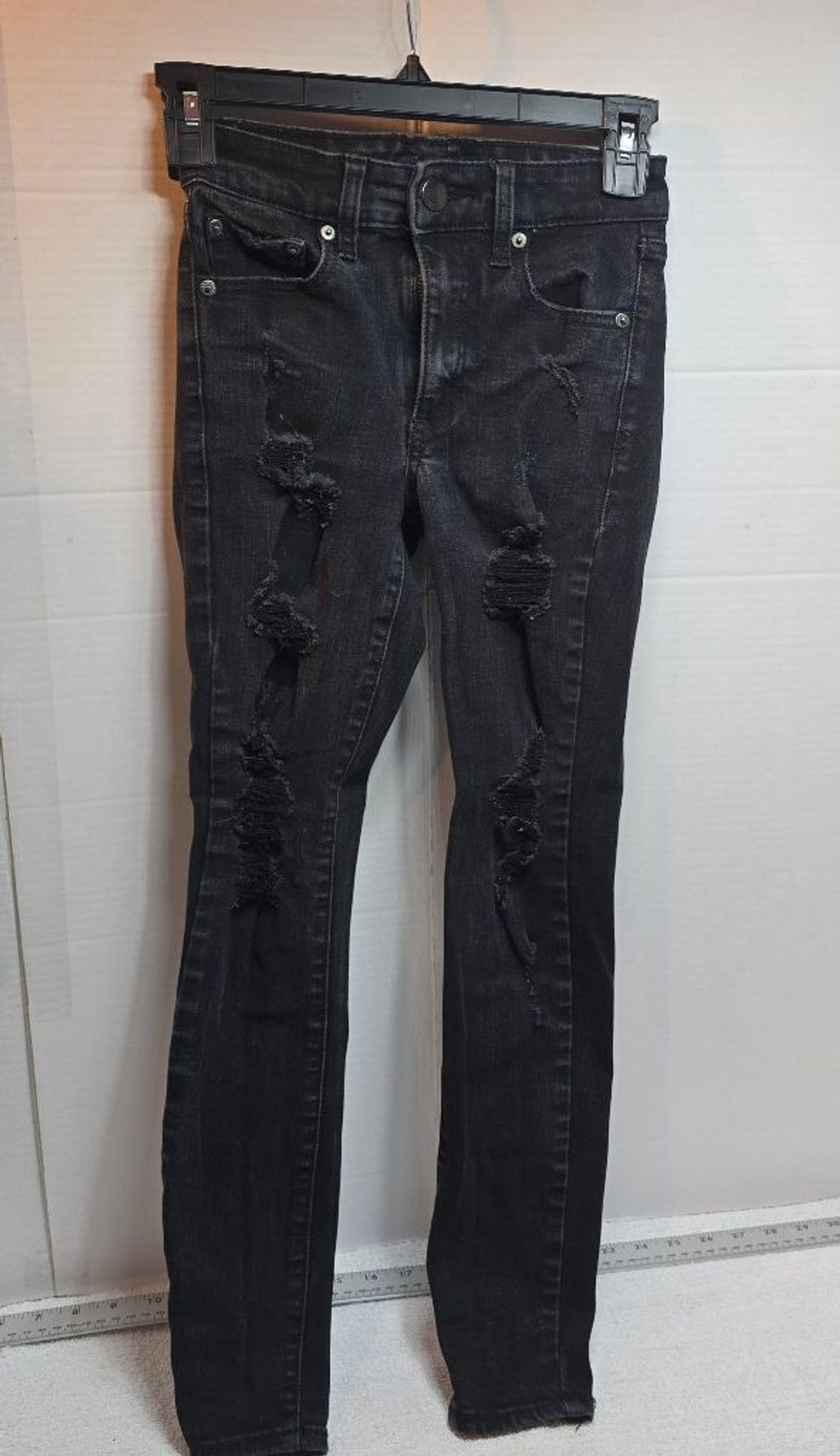 Aeropostale Women's Aeropostale Black Distressed High Rise Jeggings 00 Size 24" / US 00 / IT 34 - 1 Thumbnail