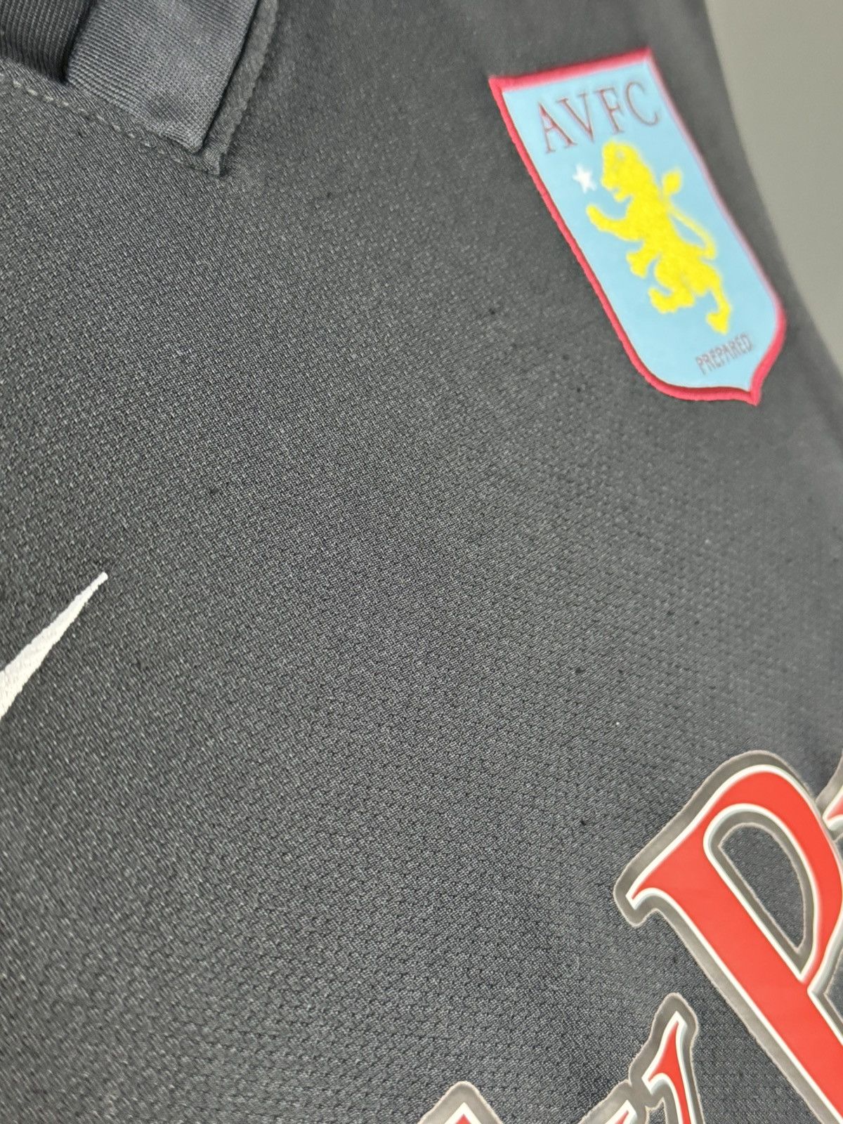 Nike Aston Villa 10/11 Away Football Jersey Size US M / EU 48-50 / 2 - 13 Thumbnail