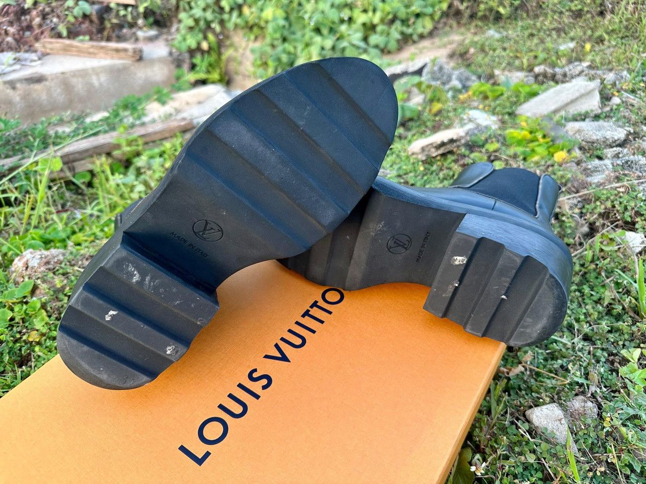 Louis Vuitton Authentic Louis Vuitton Beauborg Ankle Boots Size 39 Size US 6.5 / EU 39-40 - 5 Thumbnail