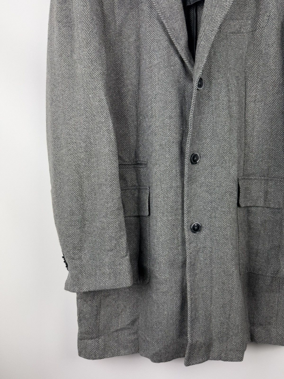 Vintage Gutteridge Men’s Wool Herringbone Tweed Overcoat Coat Jacket Size US XXL / EU 58 / 5 - 7 Thumbnail