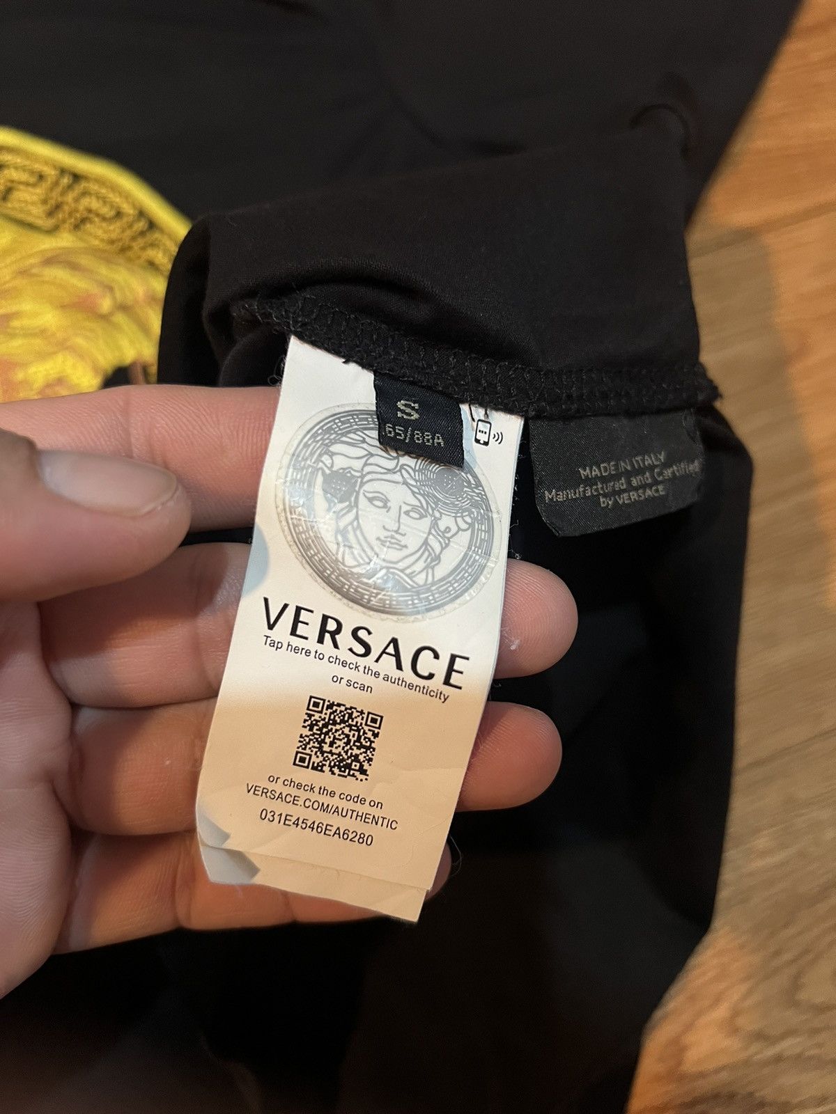 Designer × Versace VERSACE Size US S / EU 44-46 / 1 - 9 Thumbnail
