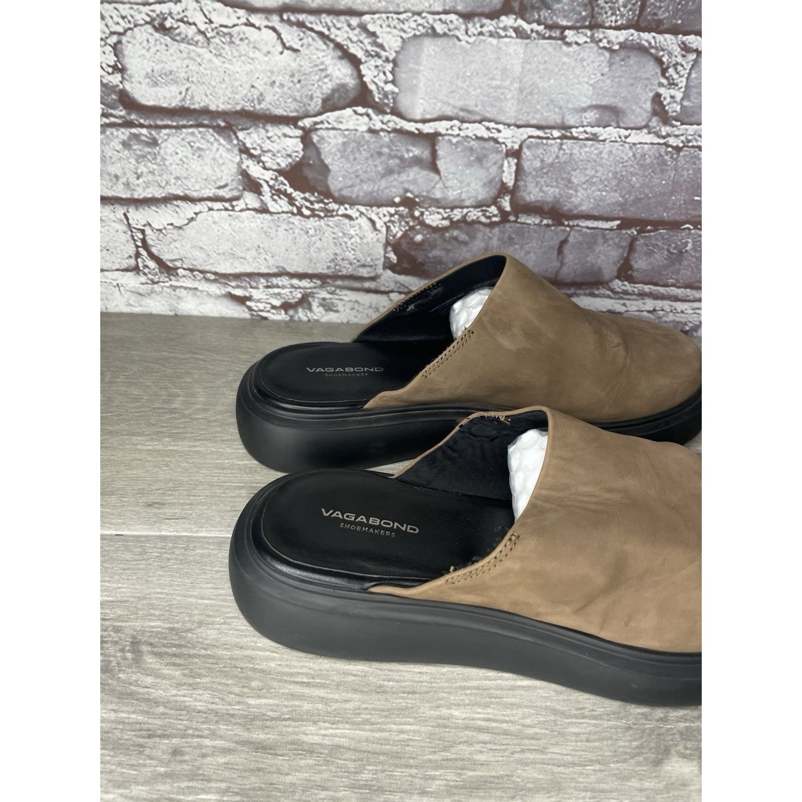 Vagabond Vagabond Blenda Brown Nubuck Leather Slide Platform Sandals Size US 7.5 / IT 37.5 - 16 Thumbnail